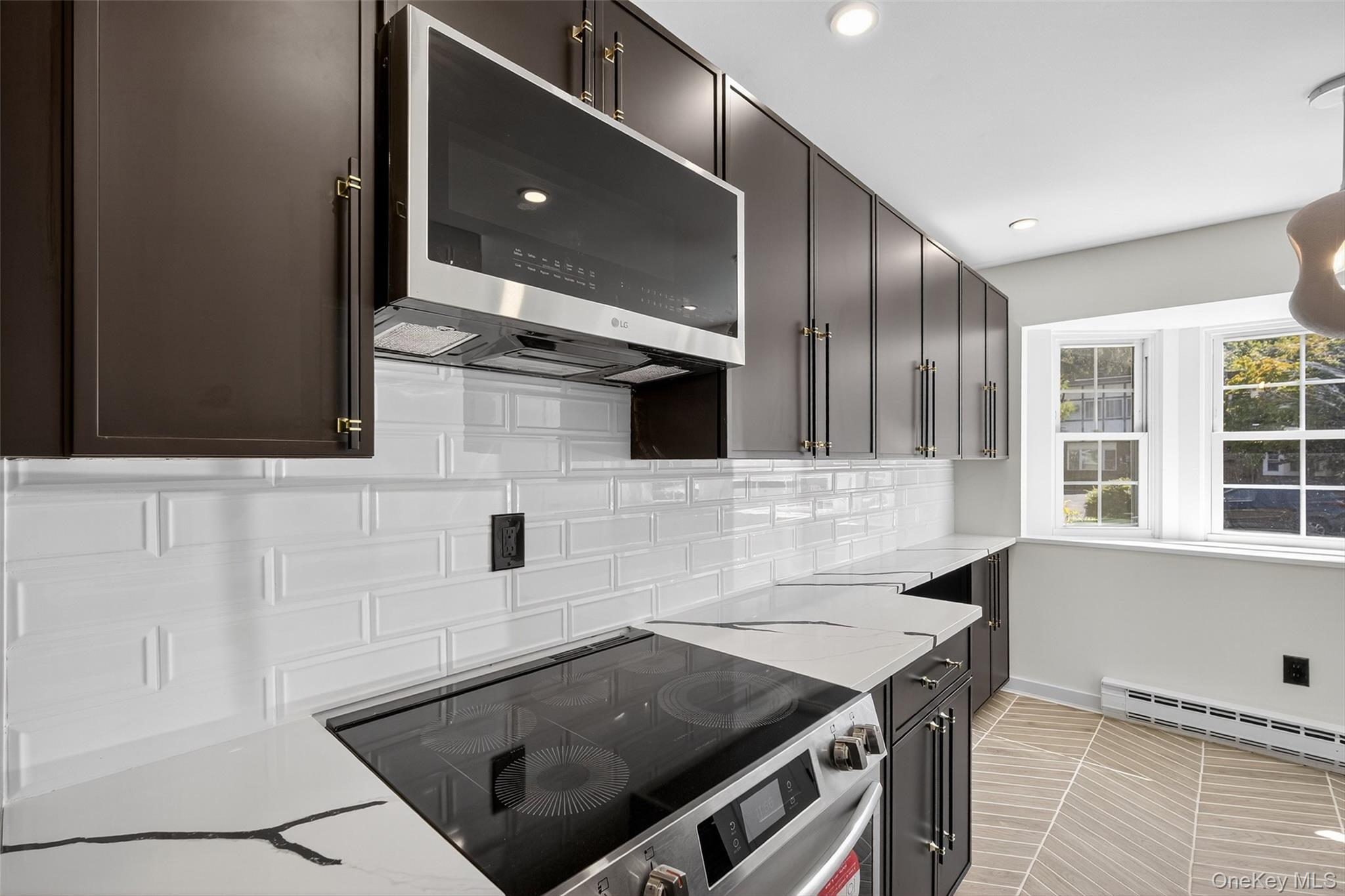 8 Roundtree Court, Beacon, NY 12508