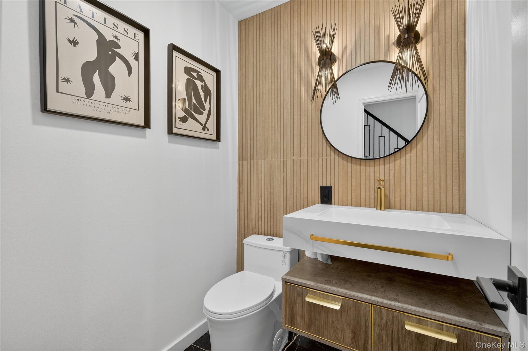 8 Roundtree Court, Beacon, NY 12508