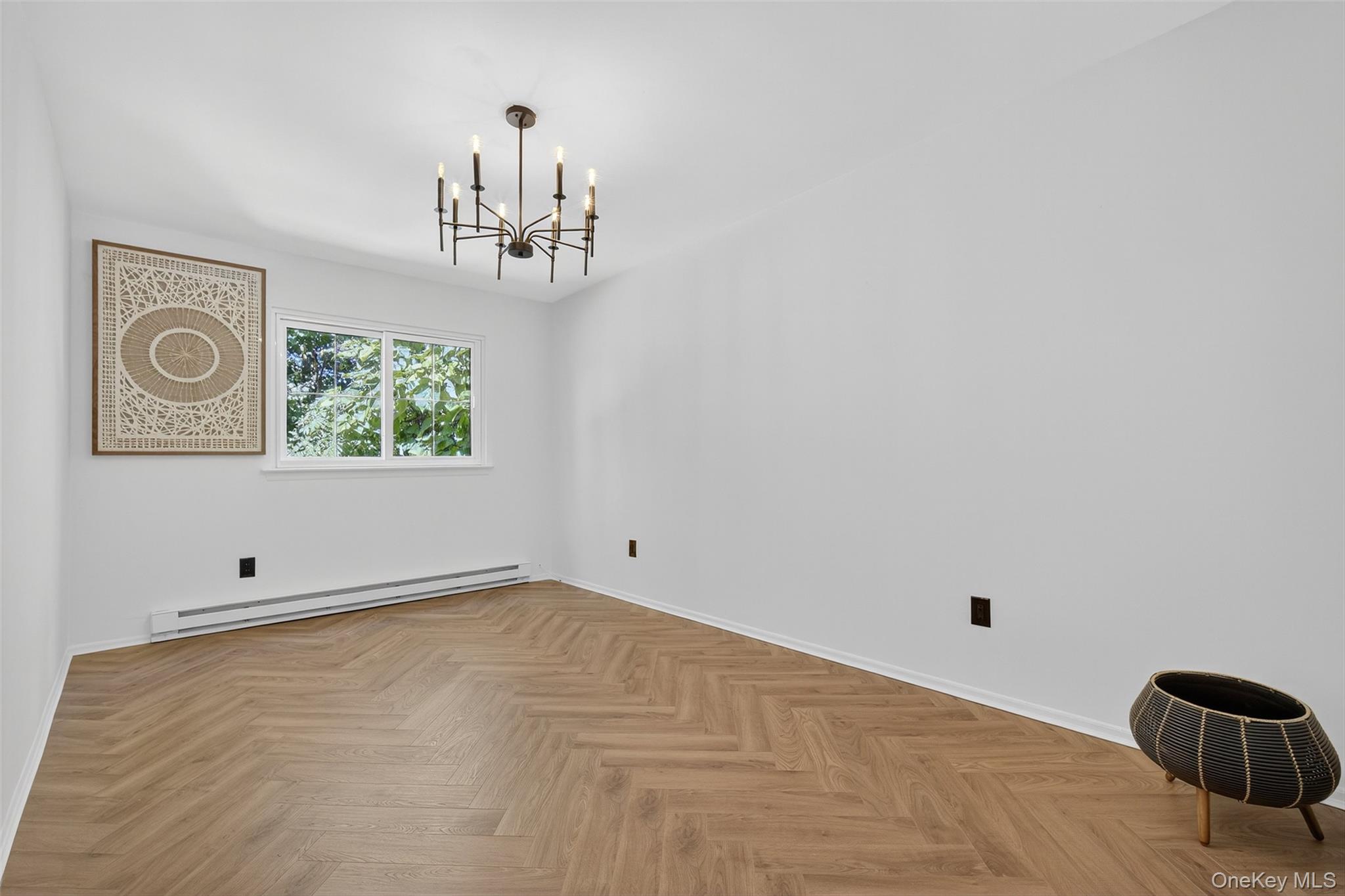 8 Roundtree Court, Beacon, NY 12508