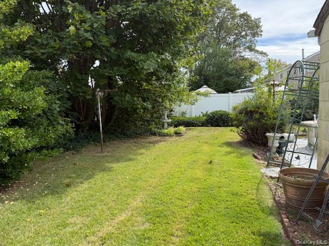 145 W 18th Street, Deer Park, NY 11729