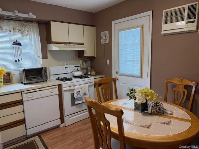 145 W 18th Street, Deer Park, NY 11729