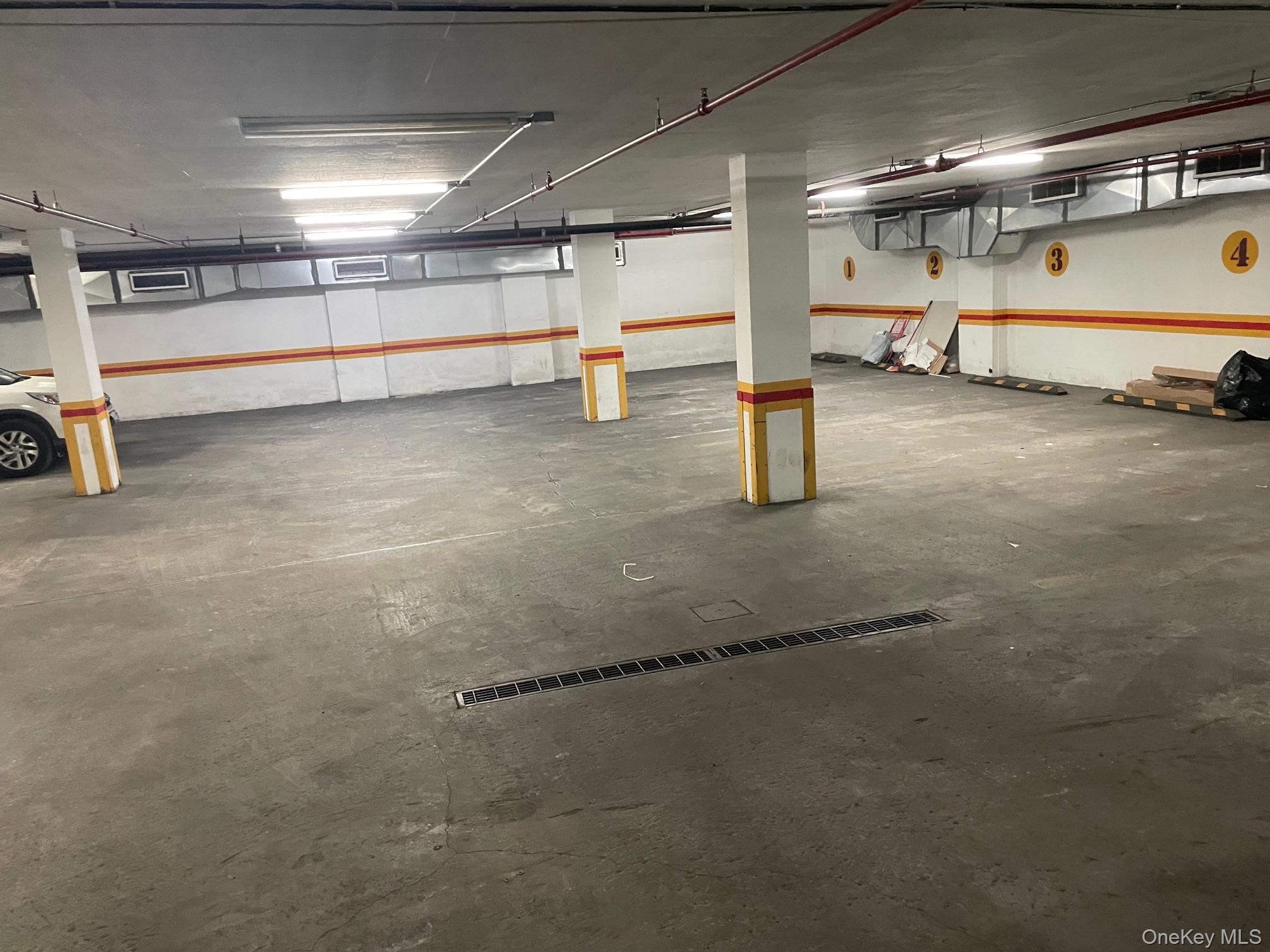 41-42 College Point Boulevard # 2A, Flushing, NY 11355