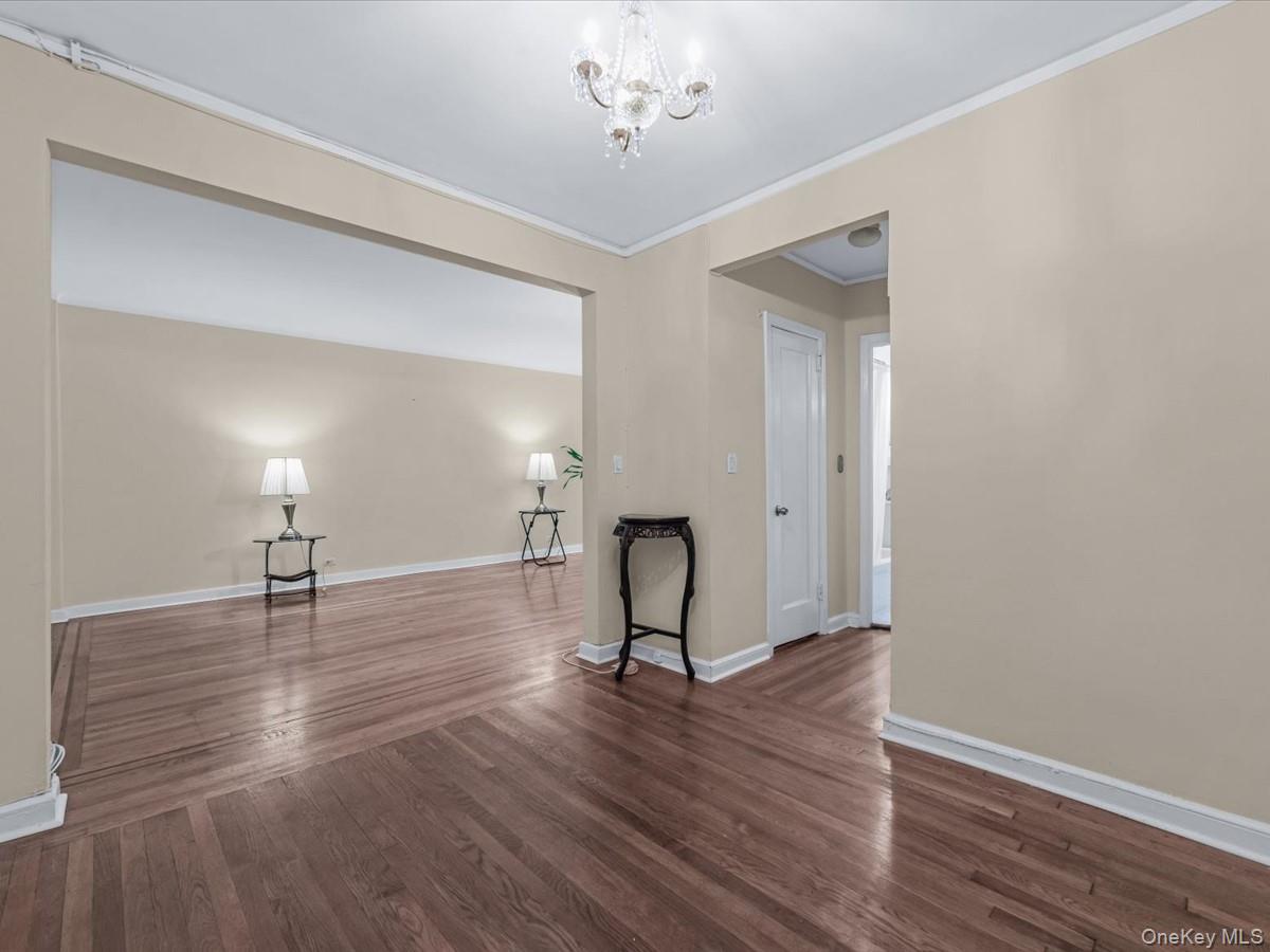 11034 73rd Road # 4F, Forest Hills, NY 11375