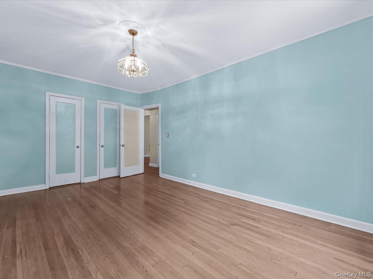 11034 73rd Road # 4F, Forest Hills, NY 11375