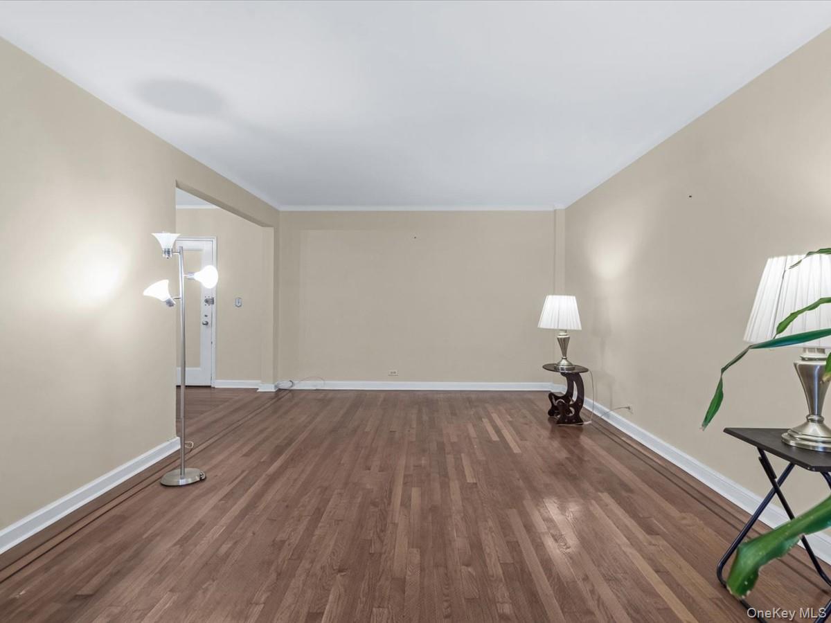 11034 73rd Road # 4F, Forest Hills, NY 11375