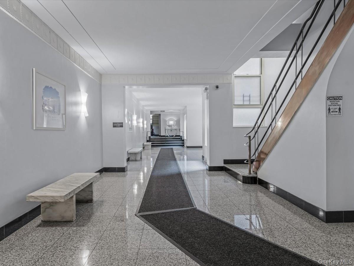 11034 73rd Road # 4F, Forest Hills, NY 11375