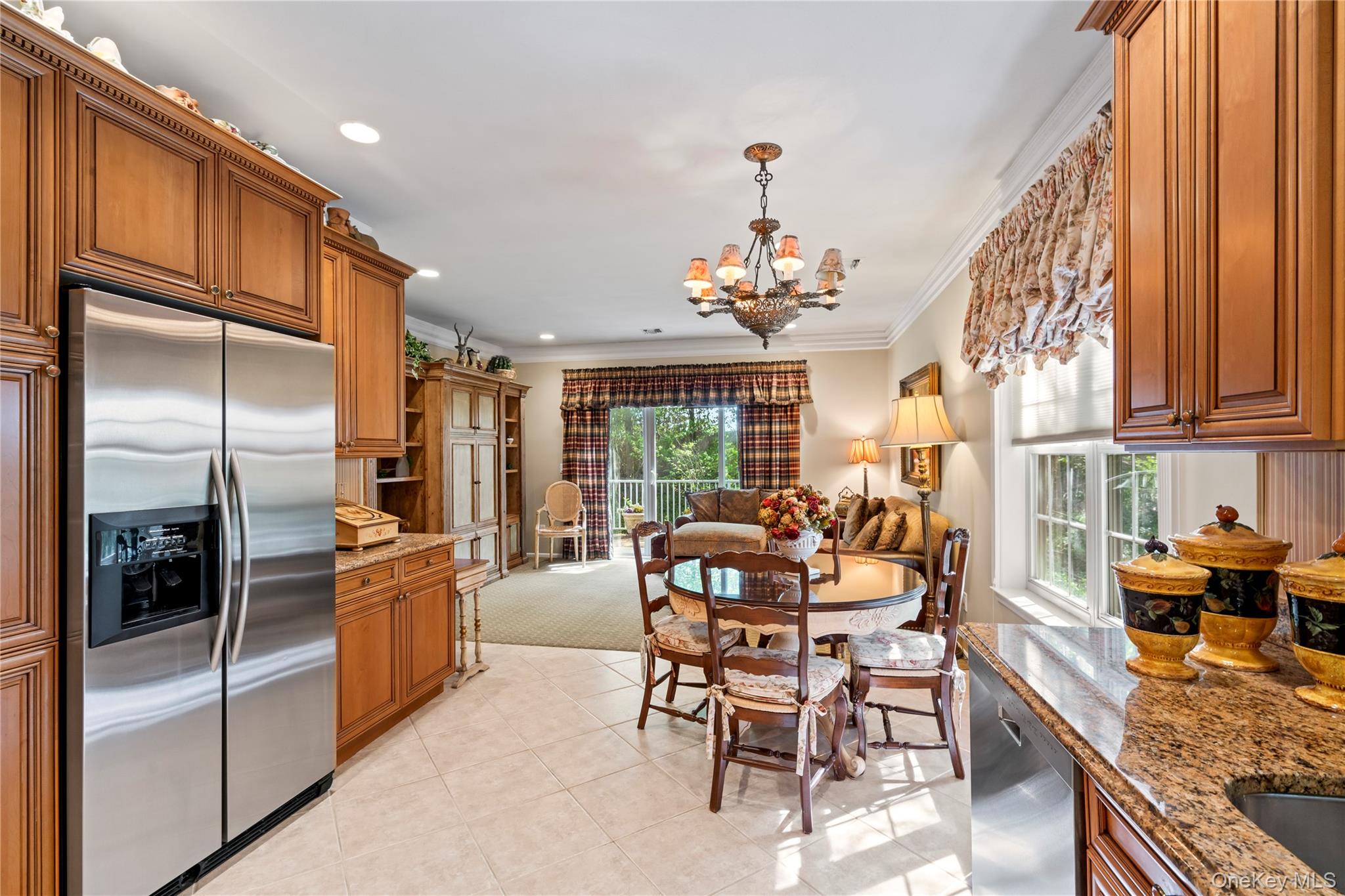 30 Sagamore Drive, Plainview, NY 11803