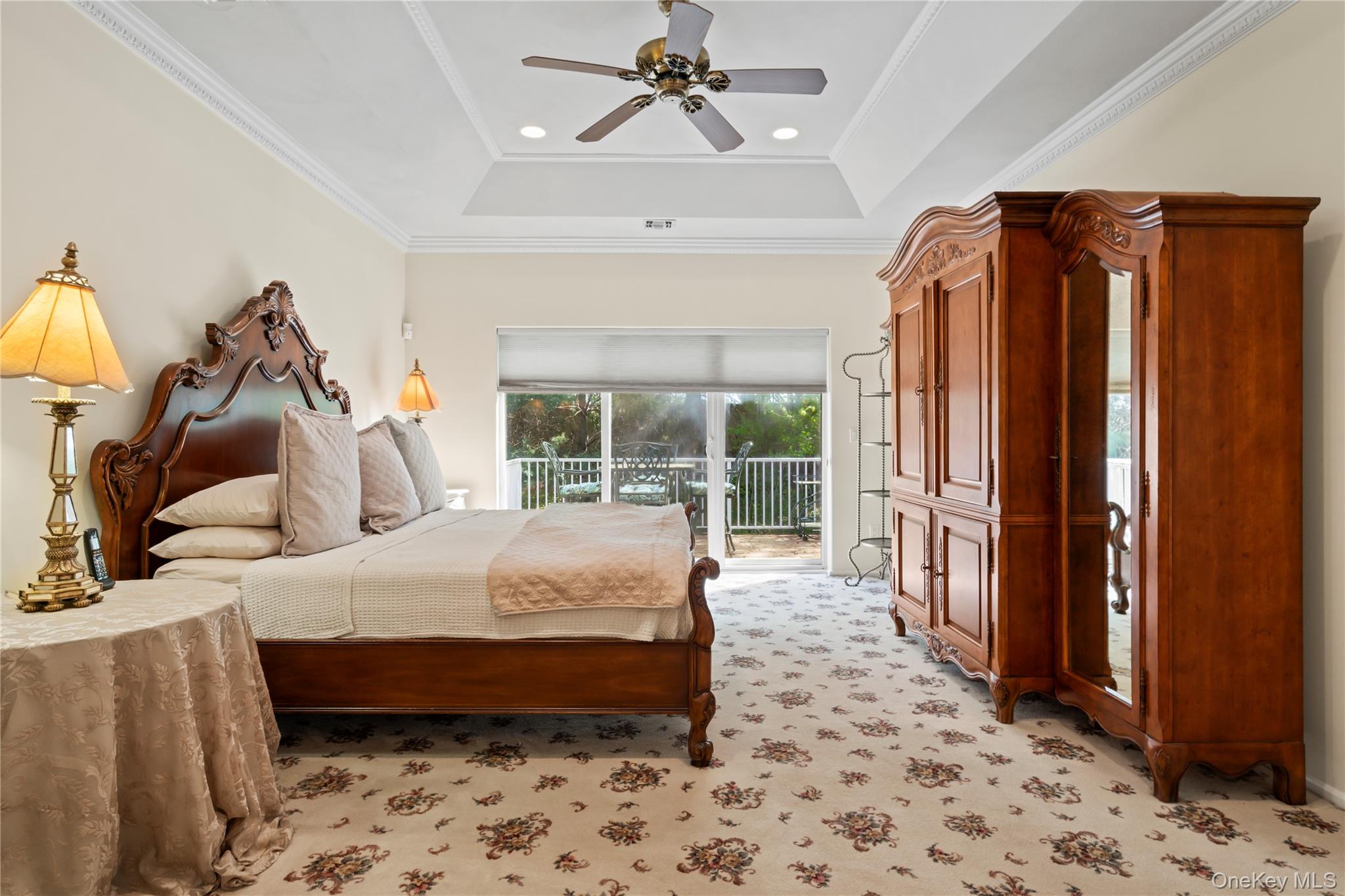 30 Sagamore Drive, Plainview, NY 11803