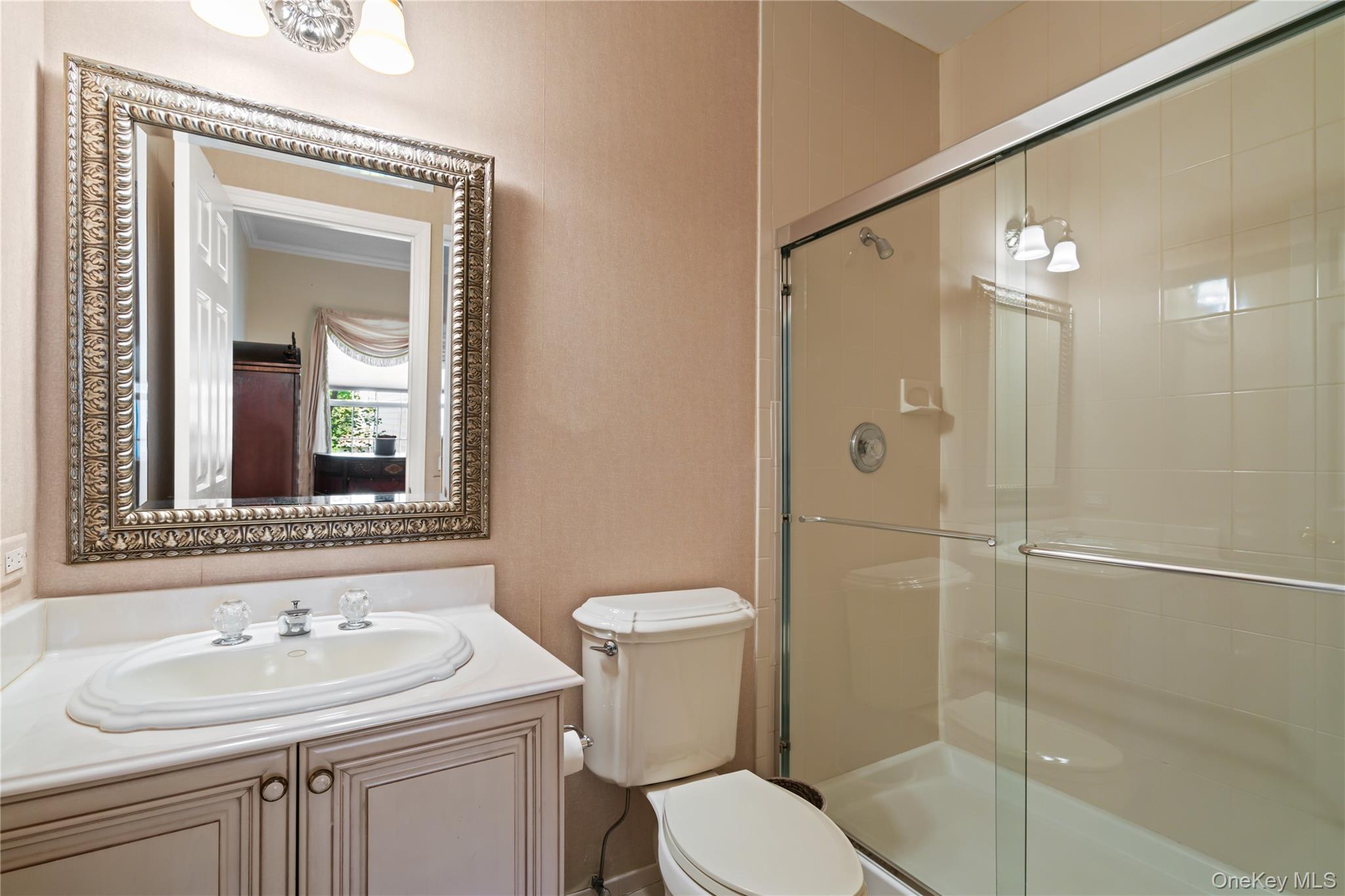 30 Sagamore Drive, Plainview, NY 11803