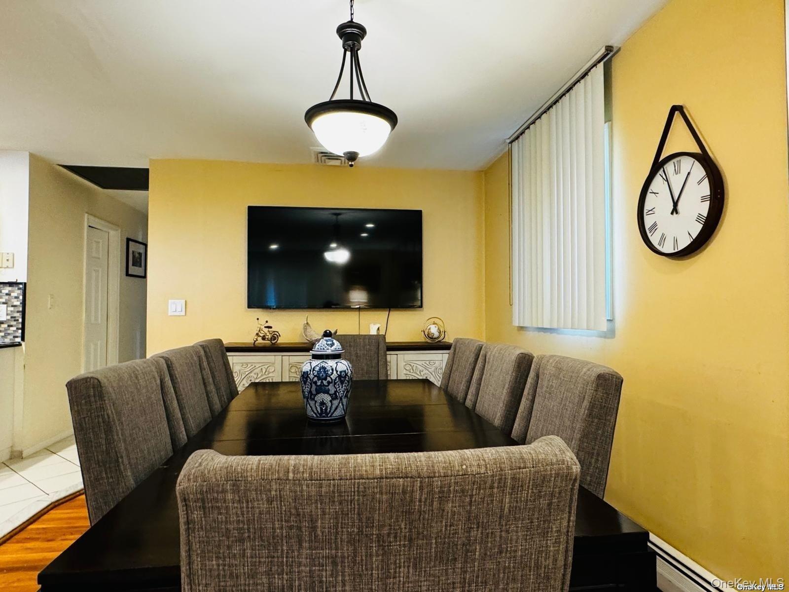 12 Deamer Court, Huntington Station, NY 11746