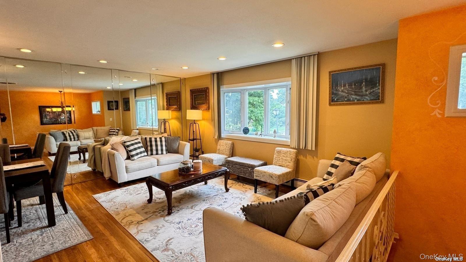 12 Deamer Court, Huntington Station, NY 11746