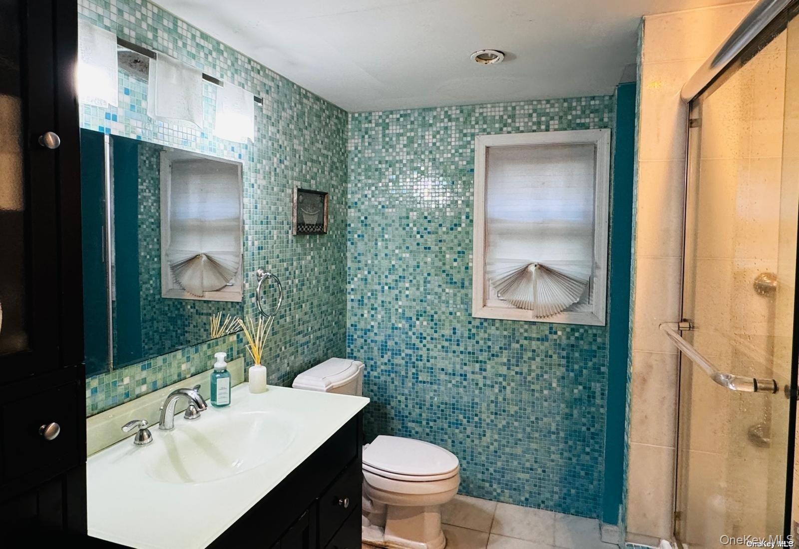 12 Deamer Court, Huntington Station, NY 11746