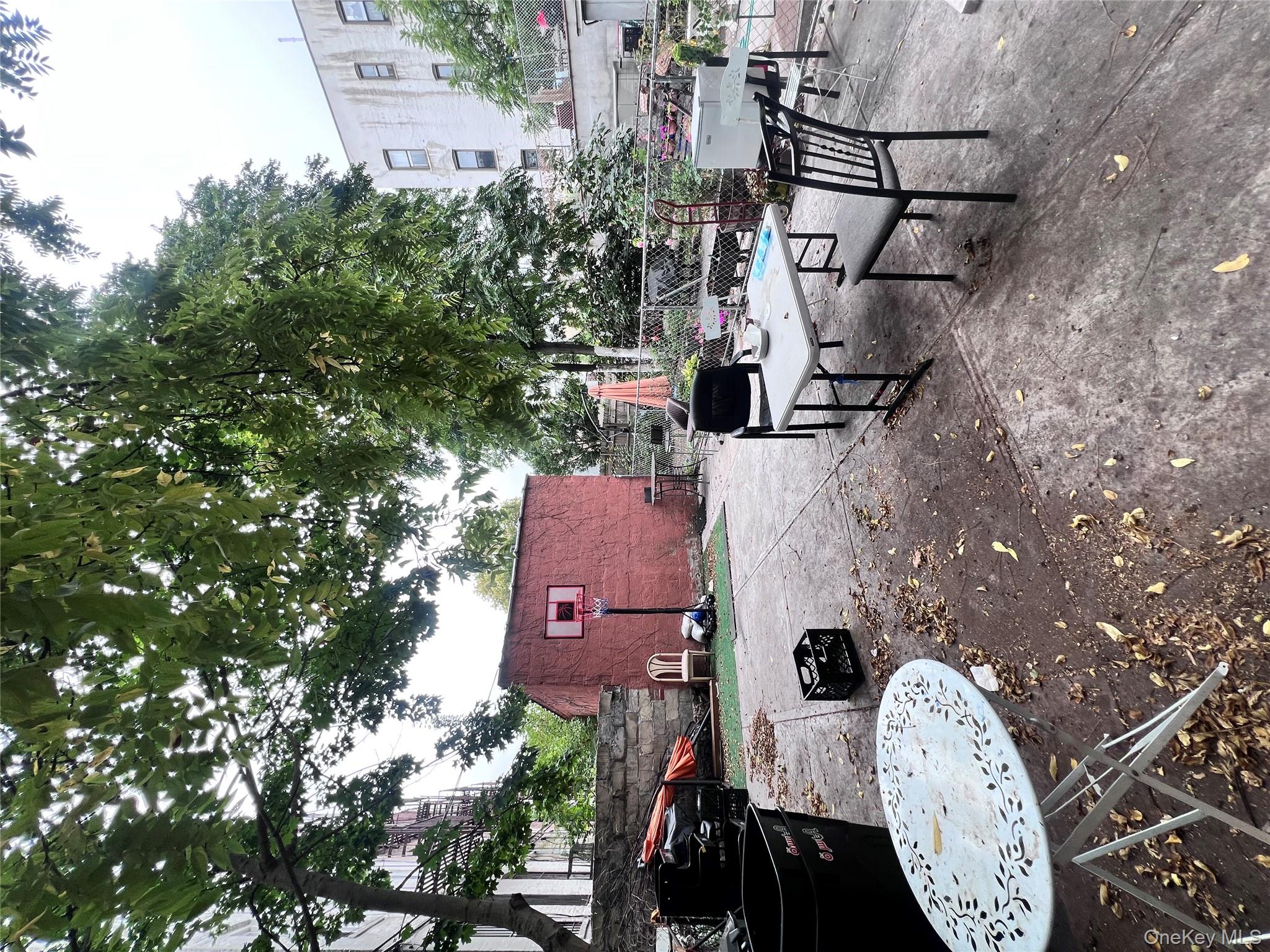 7013 3rd Avenue, Brooklyn, NY 11209