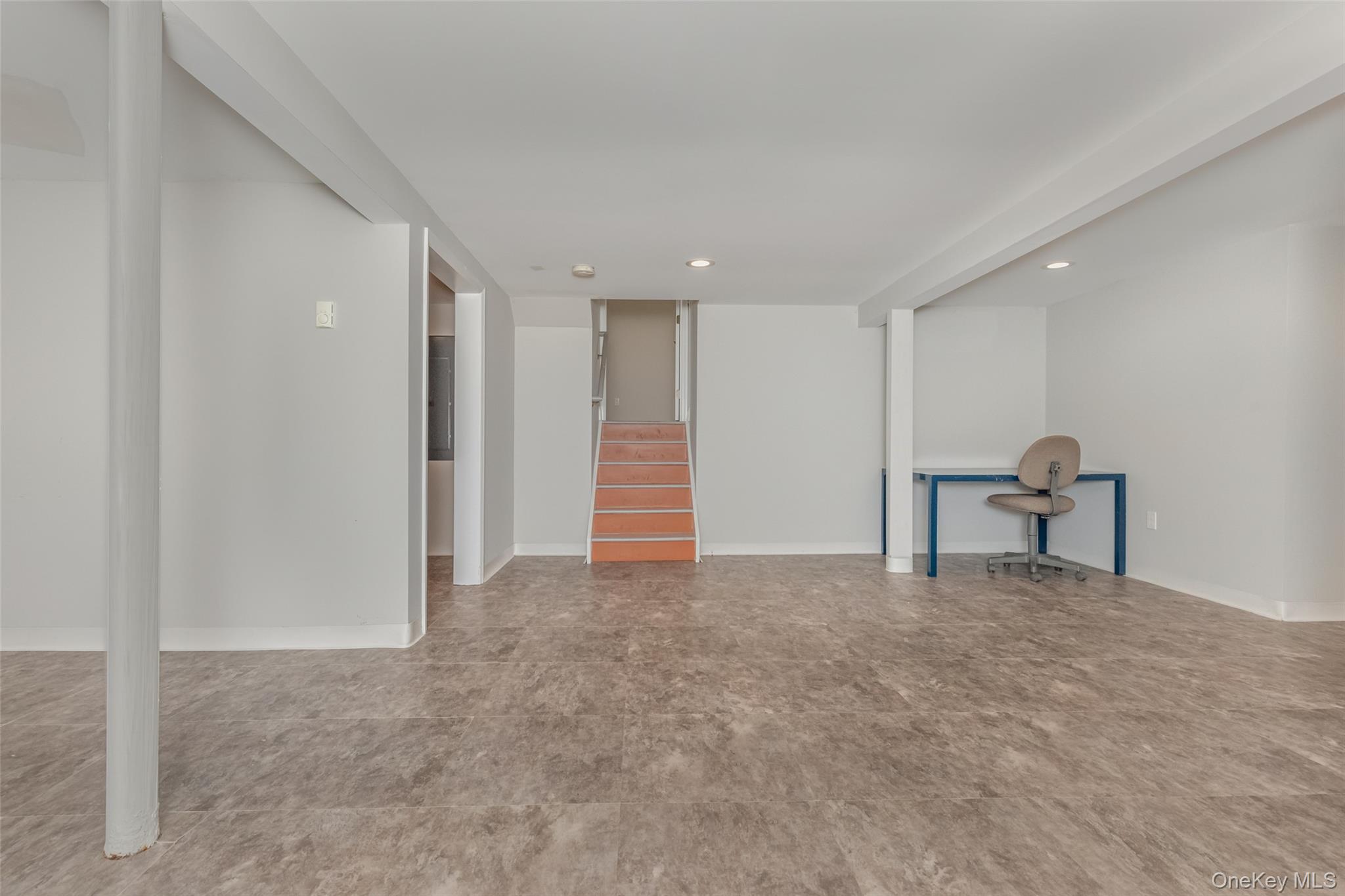 35 Morris Drive, Hyde Park, NY 12538