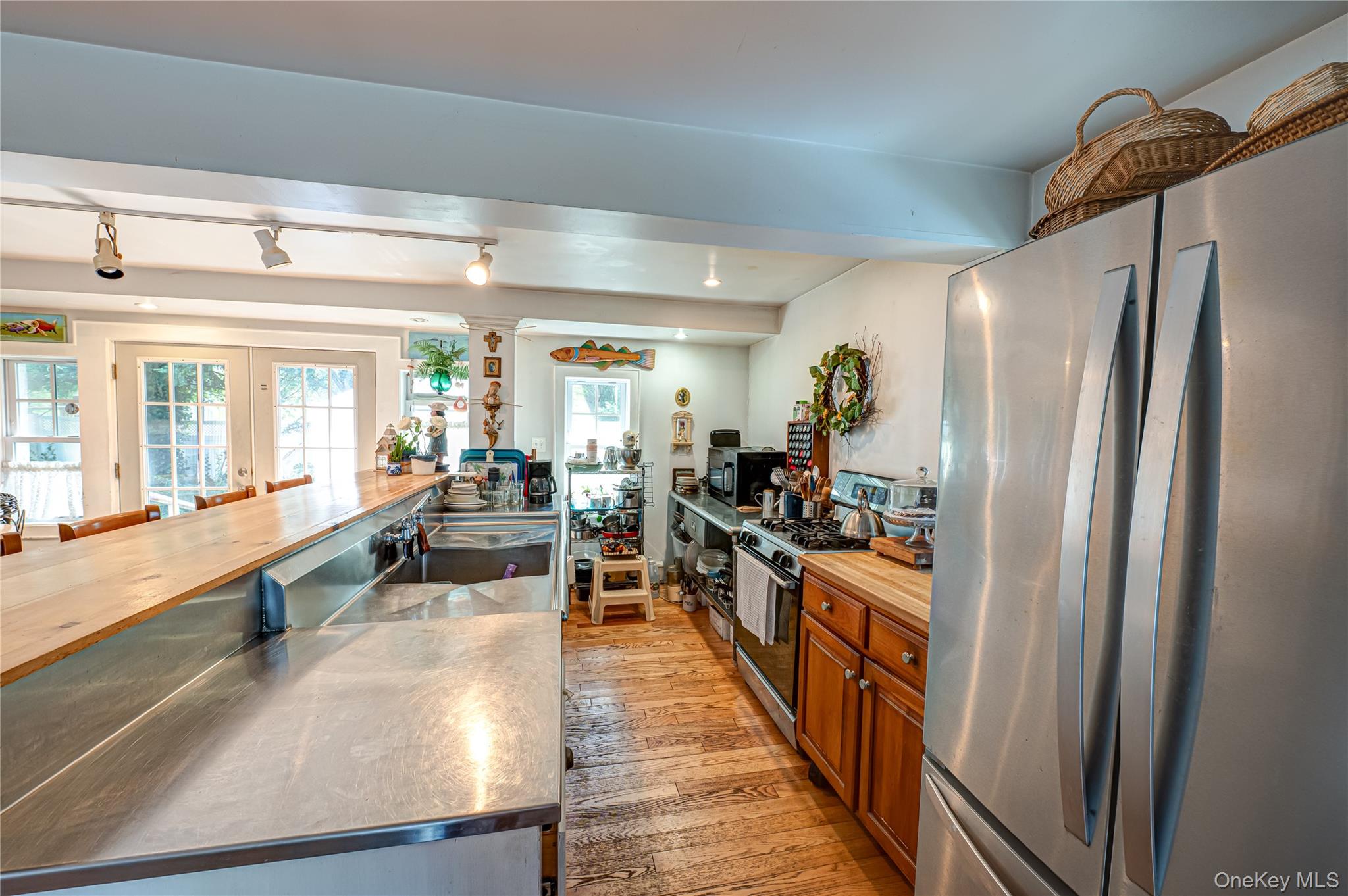 80 Oak Road, Bayport, NY 11705