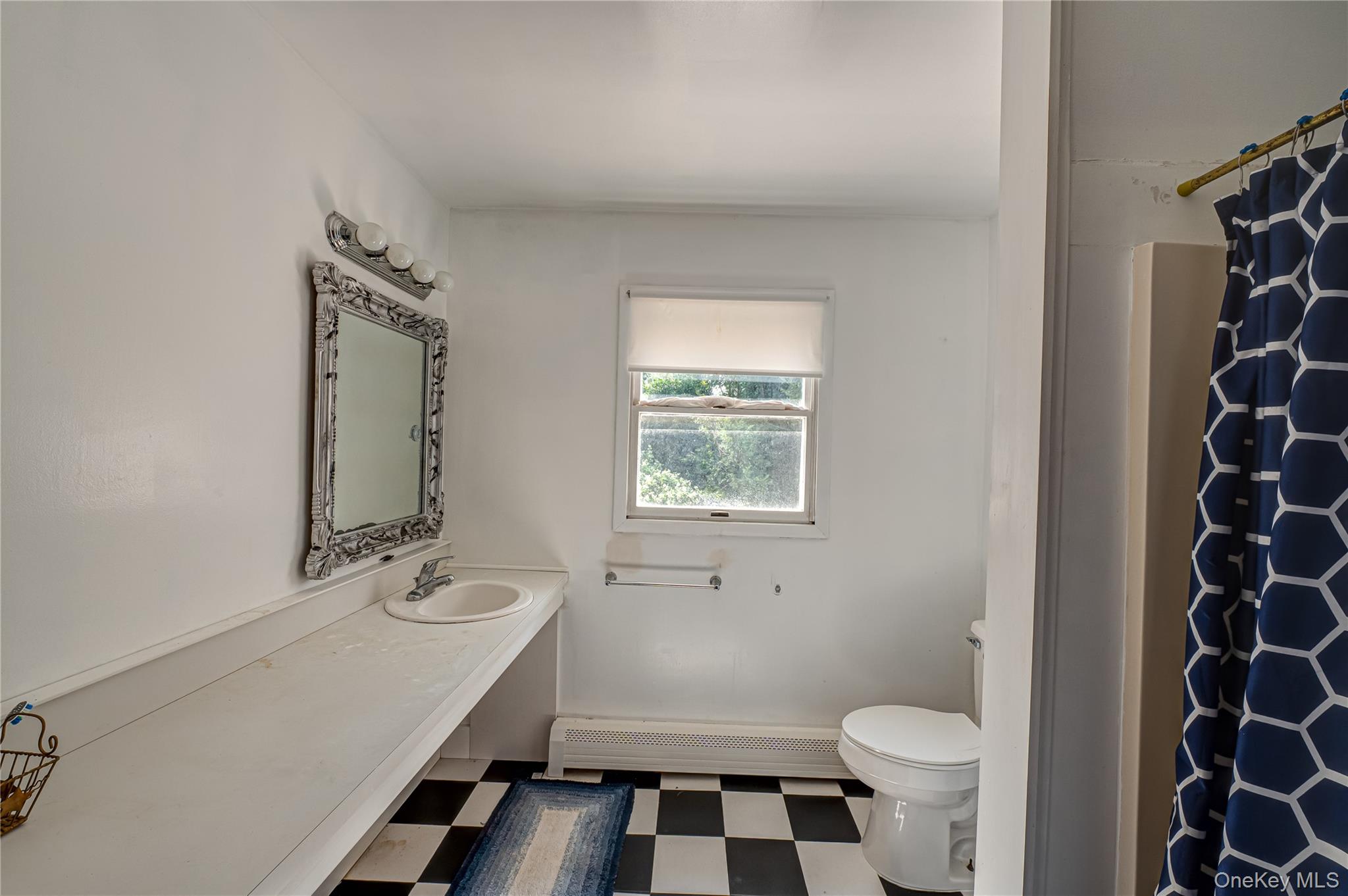 80 Oak Road, Bayport, NY 11705