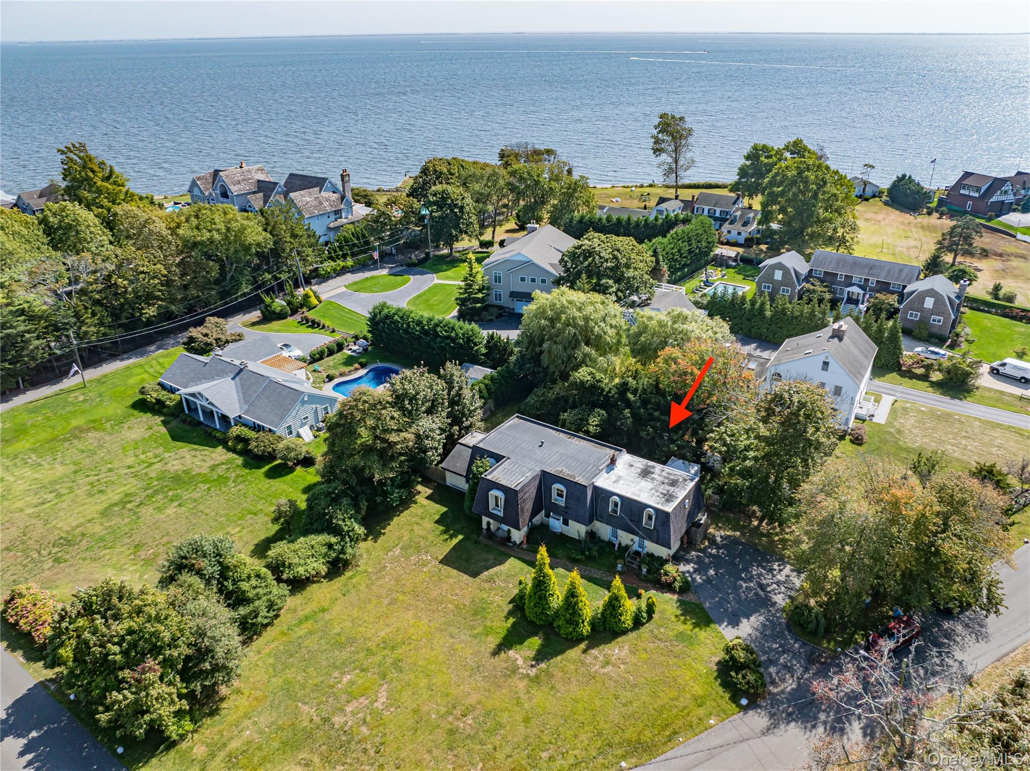 80 Oak Road, Bayport, NY 11705