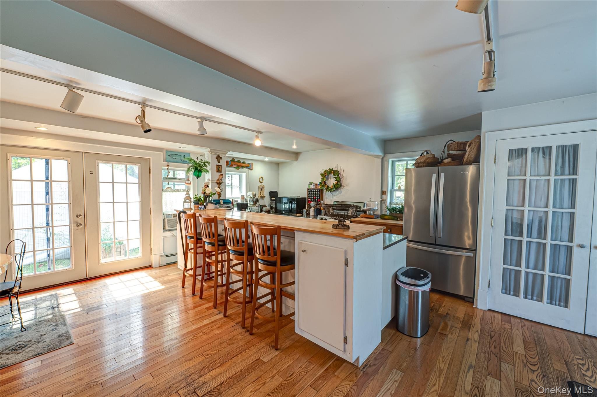 80 Oak Road, Bayport, NY 11705