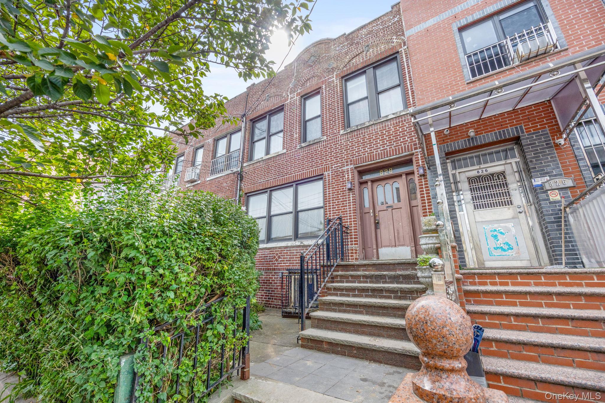 828 49th Street, Brooklyn, NY 11220