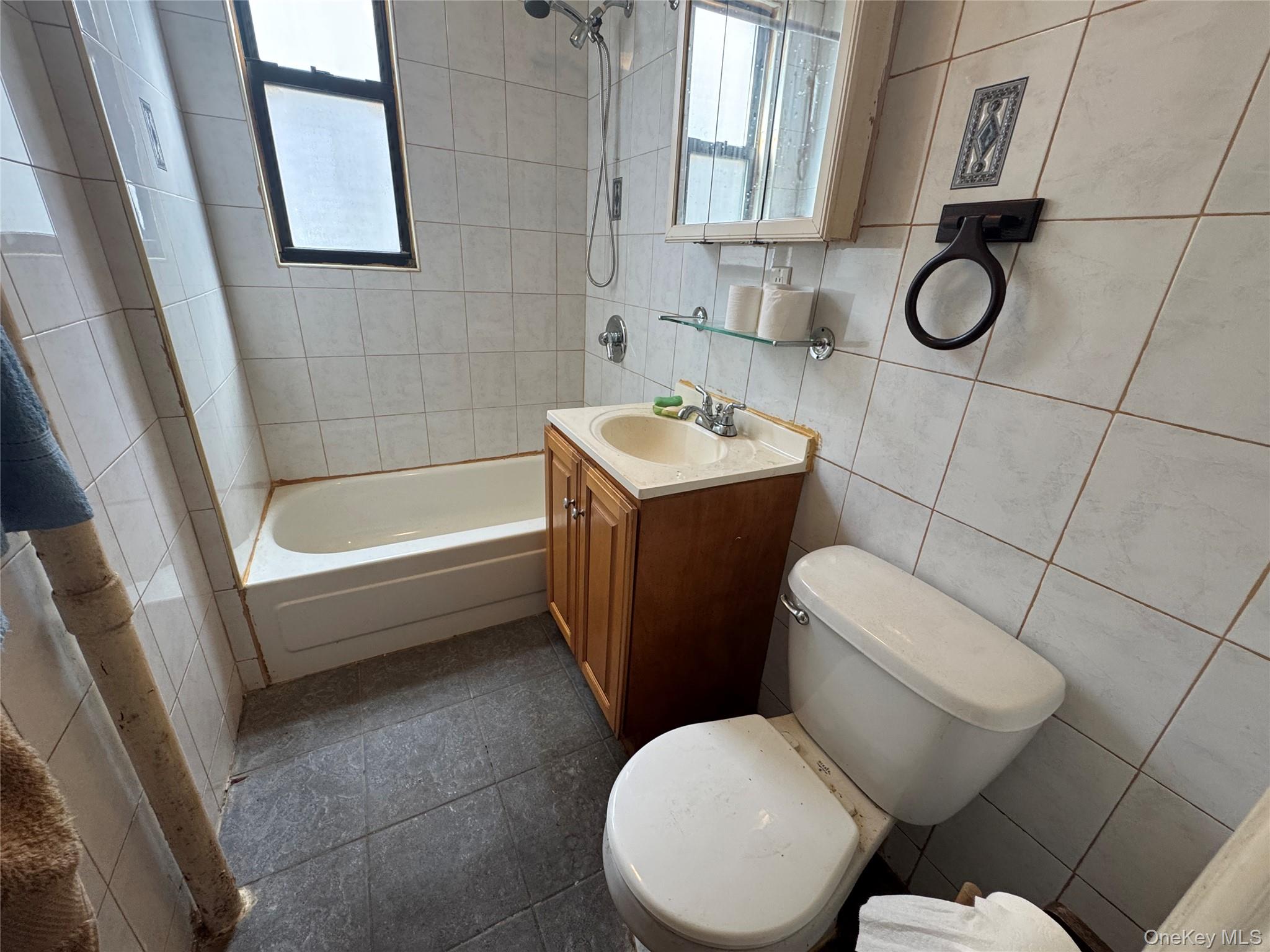 828 49th Street, Brooklyn, NY 11220