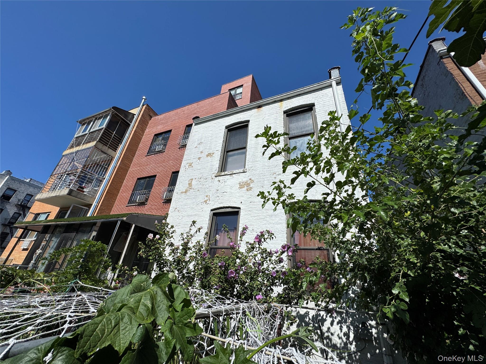 828 49th Street, Brooklyn, NY 11220