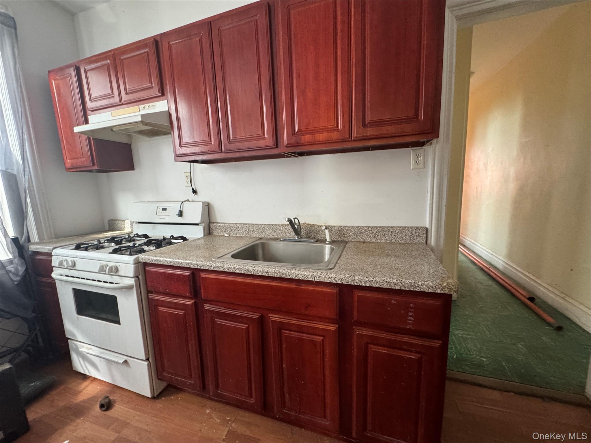 828 49th Street, Brooklyn, NY 11220