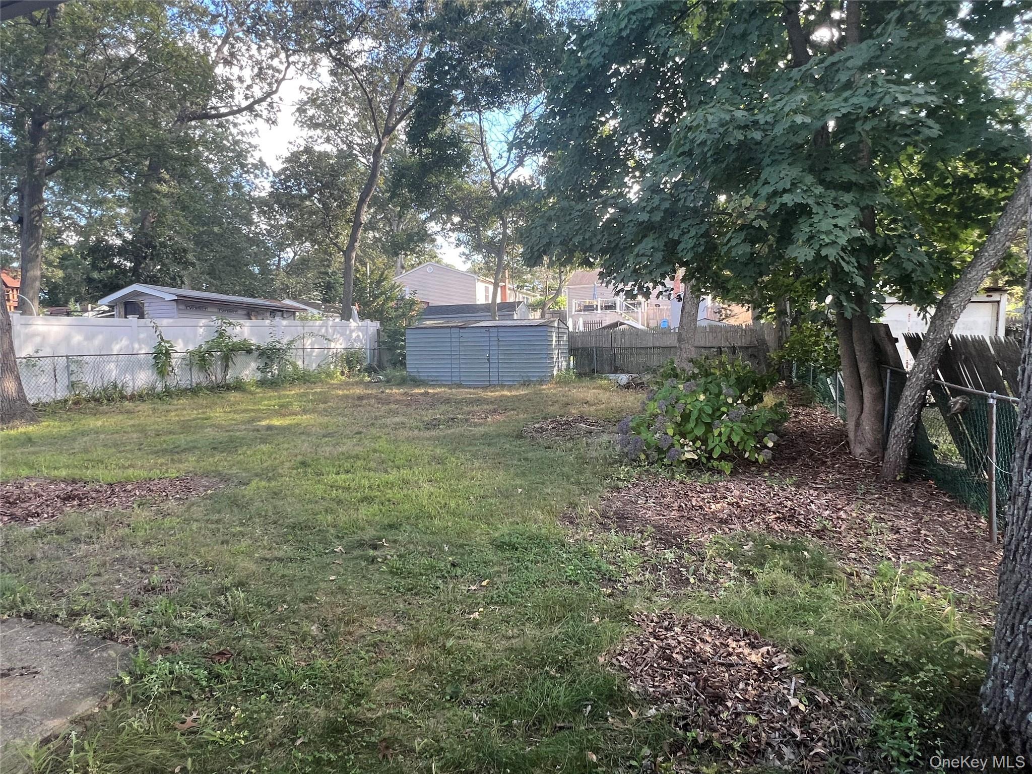 10 Cedarhurst Avenue, Selden, NY 11784