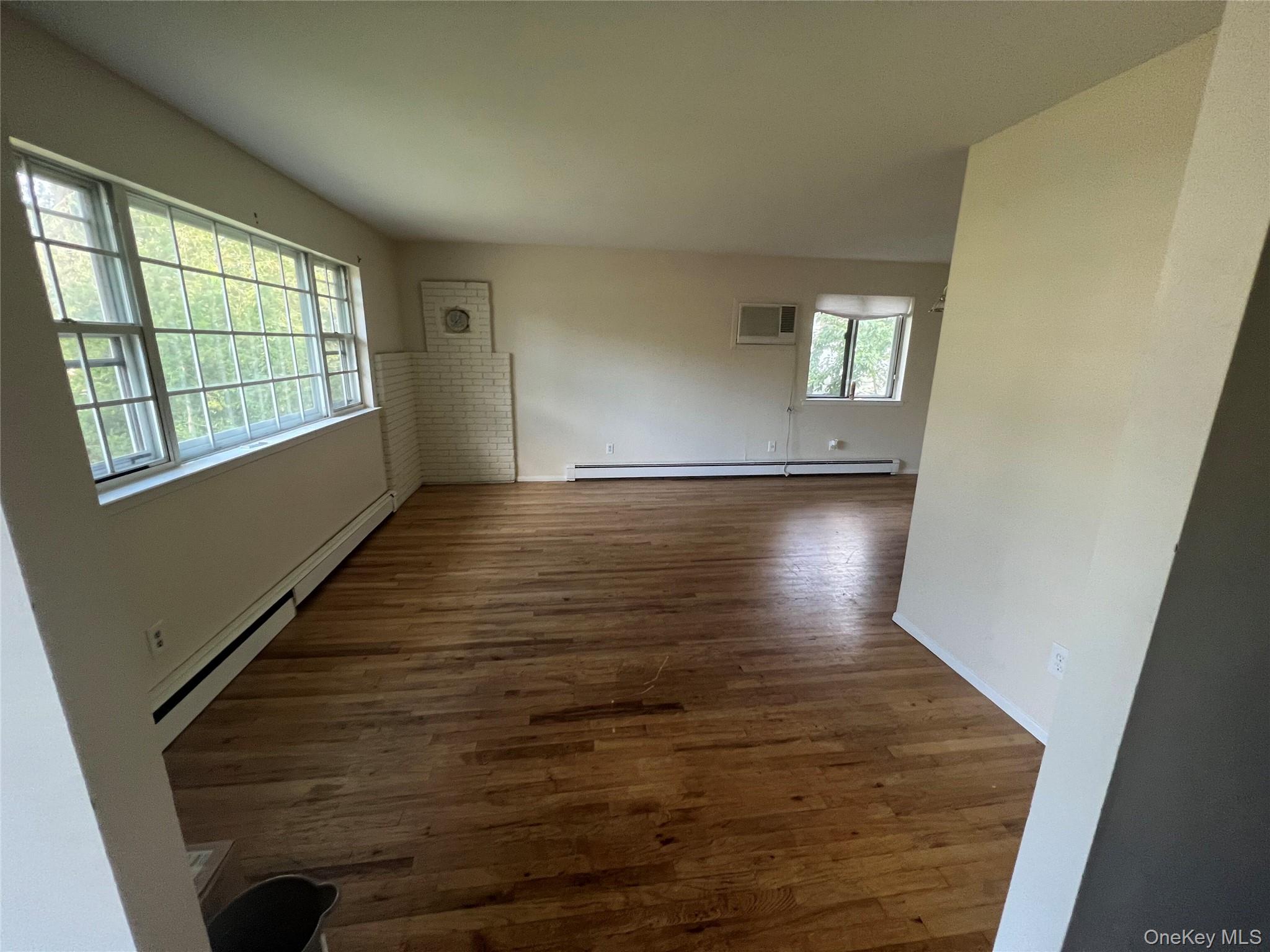 10 Cedarhurst Avenue, Selden, NY 11784