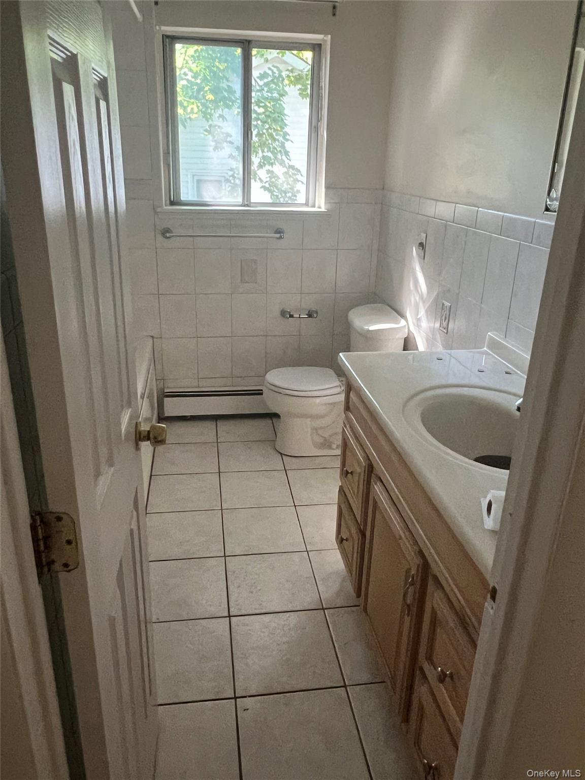 10 Cedarhurst Avenue, Selden, NY 11784