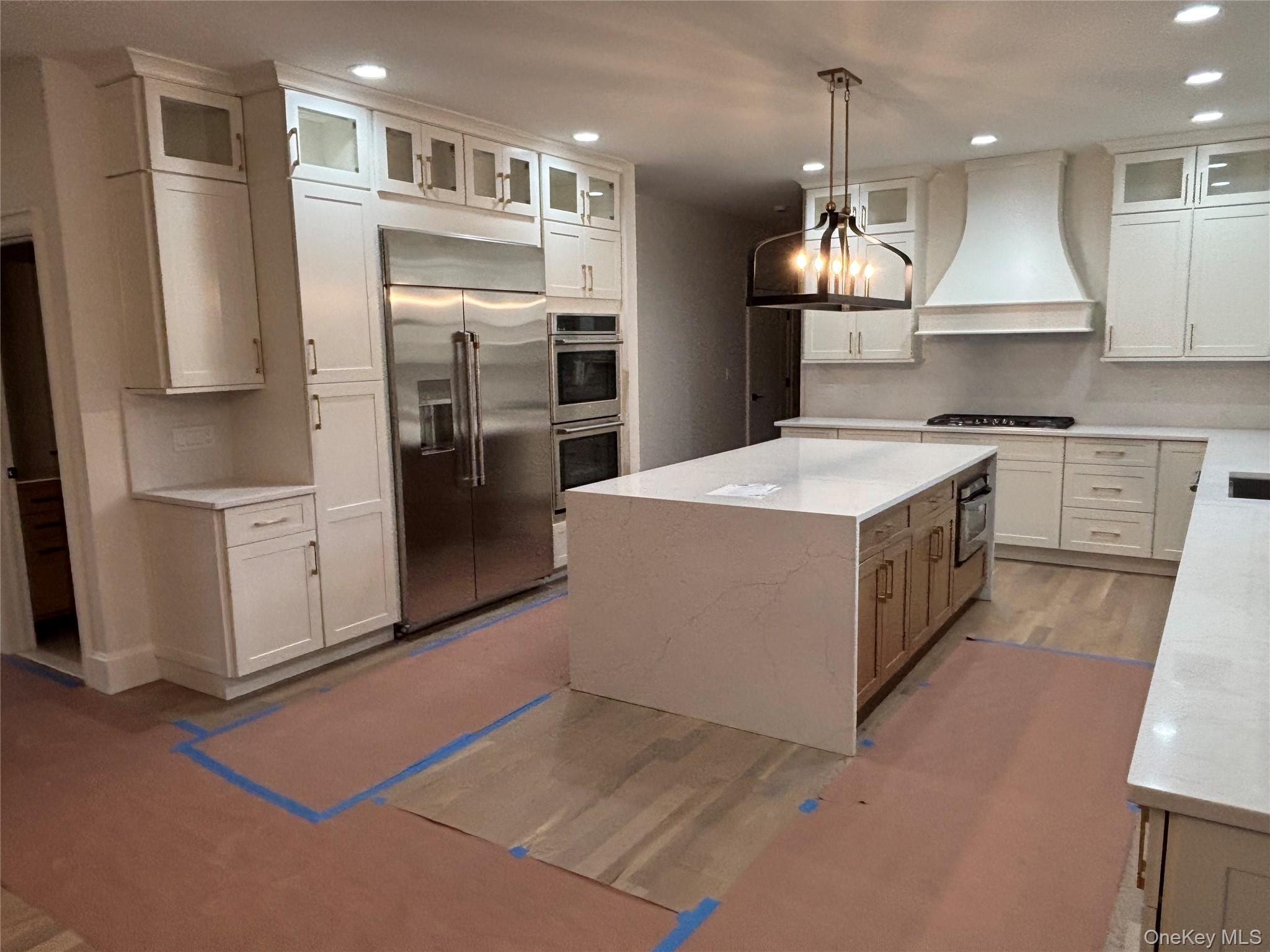 165 Main Avenue, Lake Grove, NY 11755