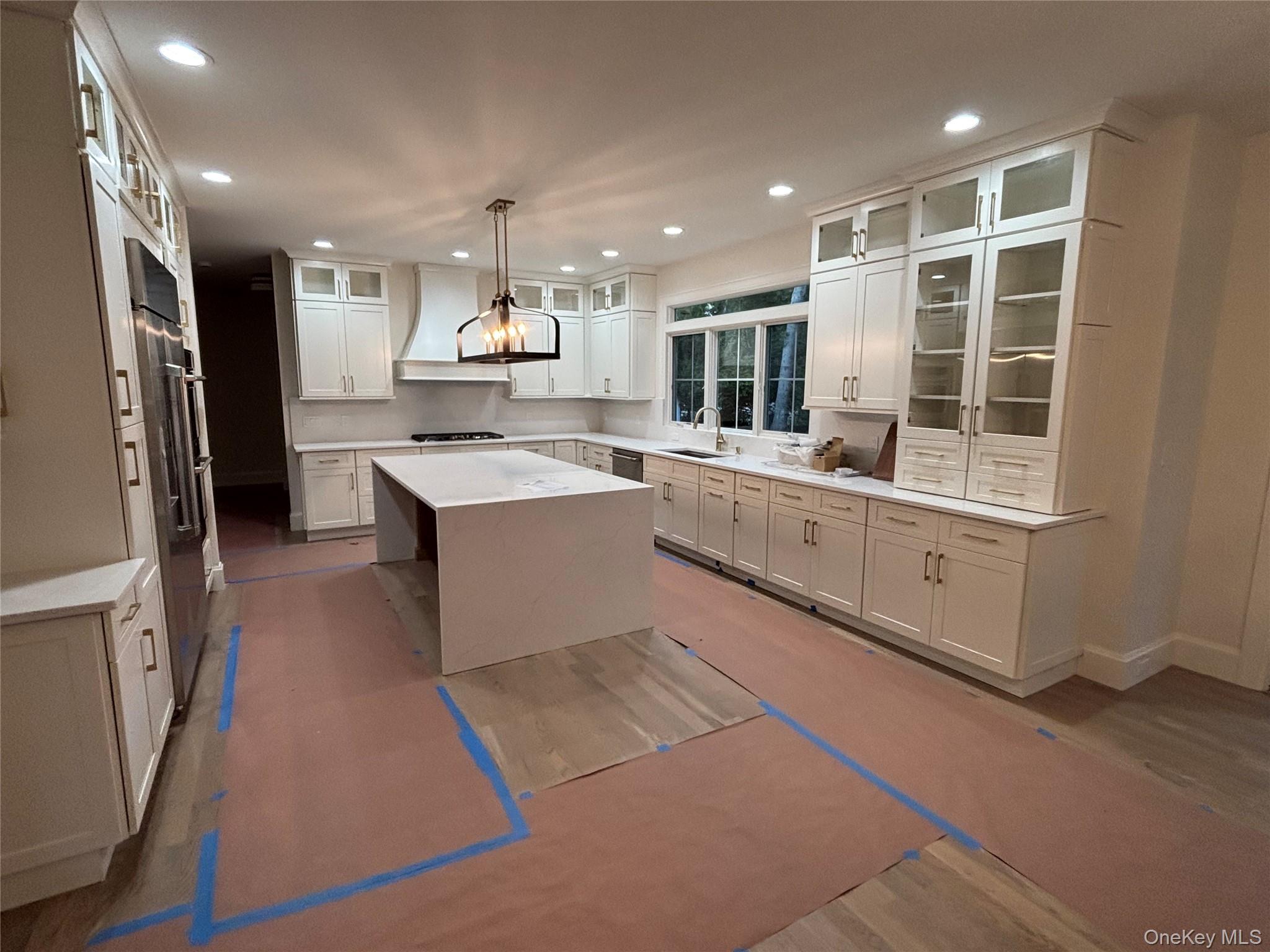 165 Main Avenue, Lake Grove, NY 11755