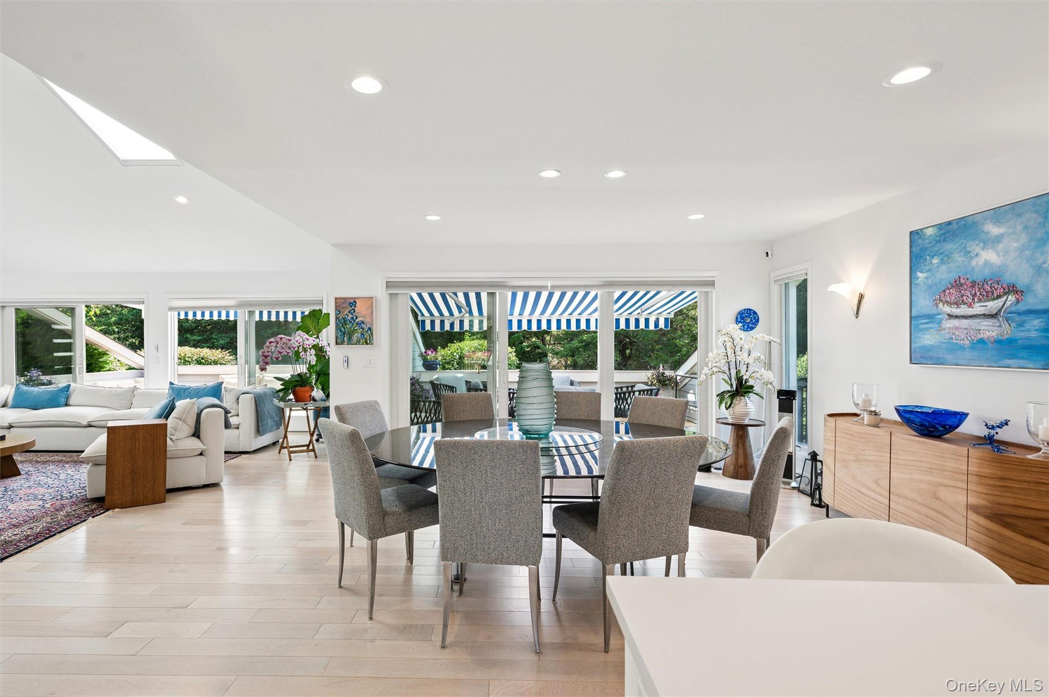 Westhampton Beach, NY 11978