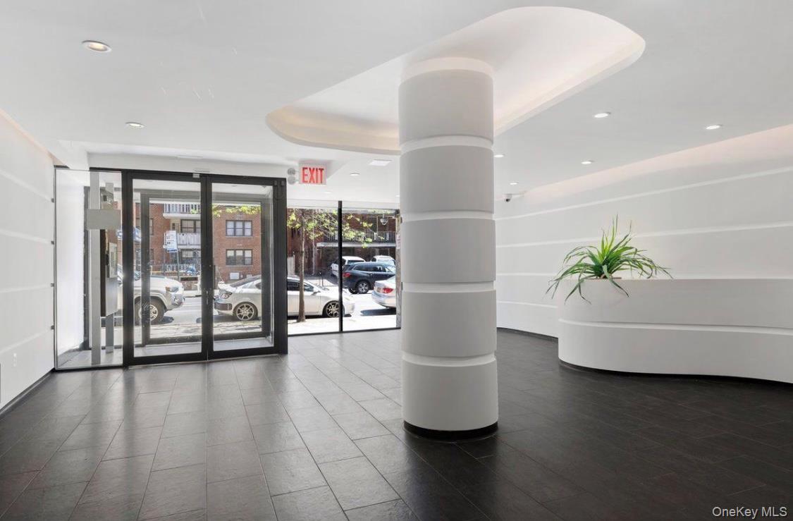 13317 Sanford Avenue # 6N, Flushing, NY 11355