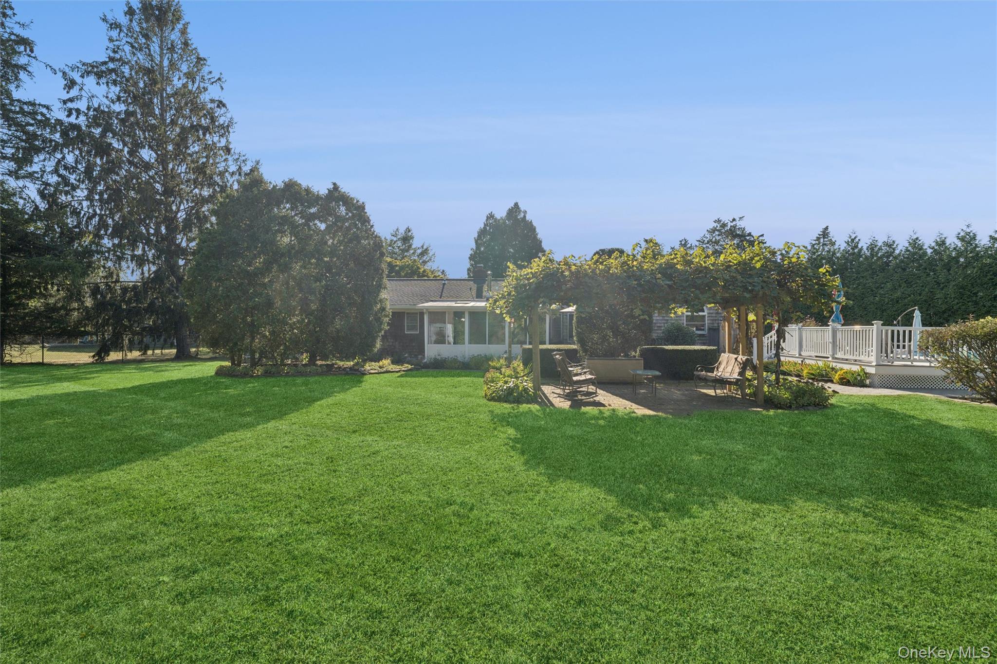 9 Monte Lane, Center Moriches, NY 11934