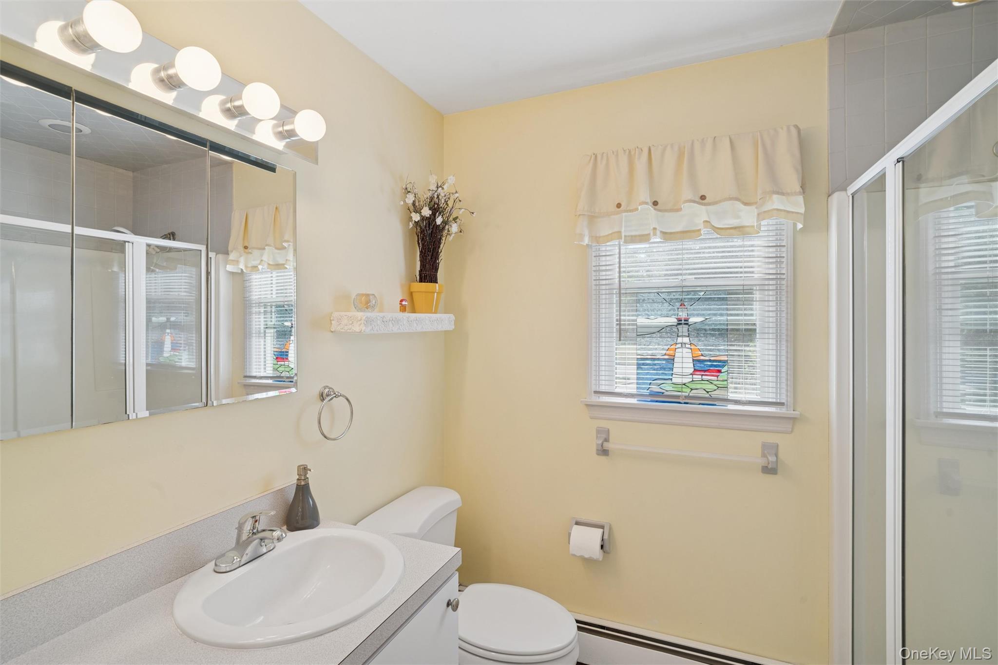 9 Monte Lane, Center Moriches, NY 11934