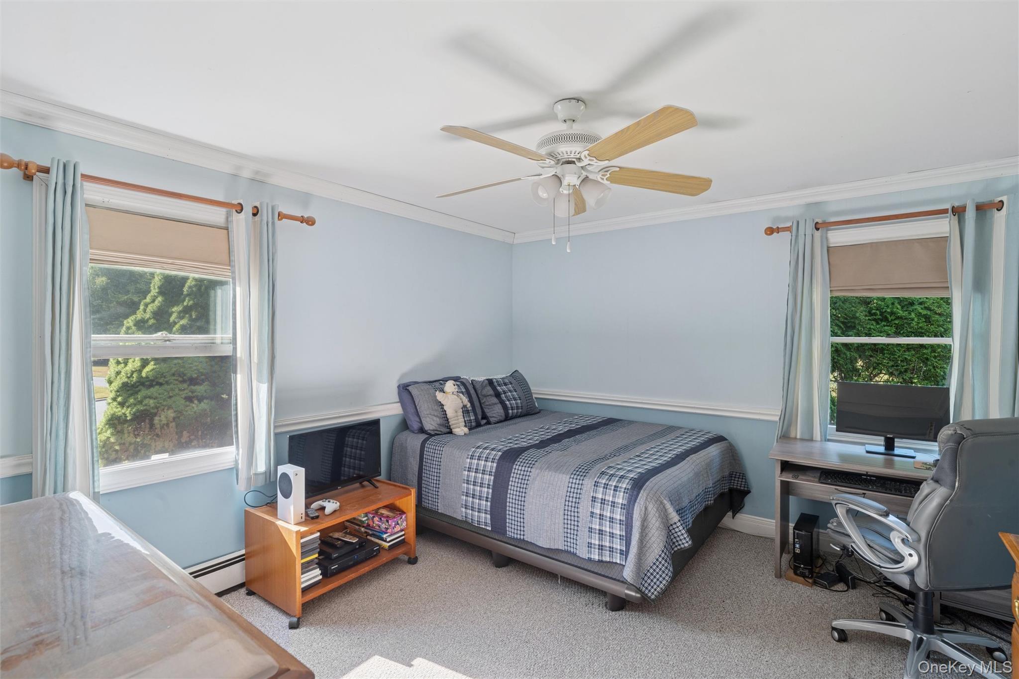 9 Monte Lane, Center Moriches, NY 11934