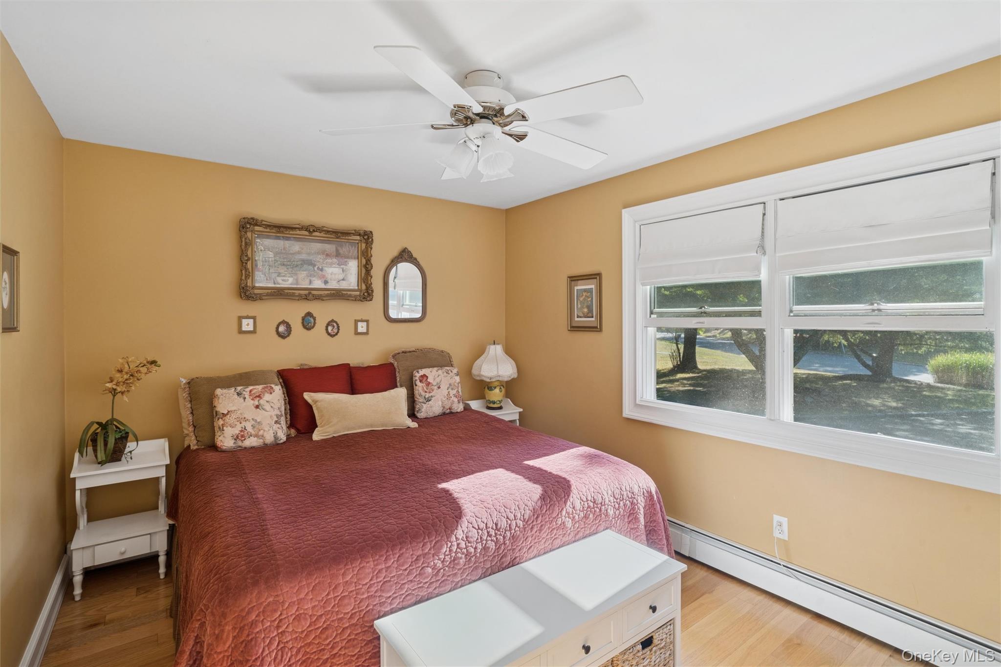 9 Monte Lane, Center Moriches, NY 11934