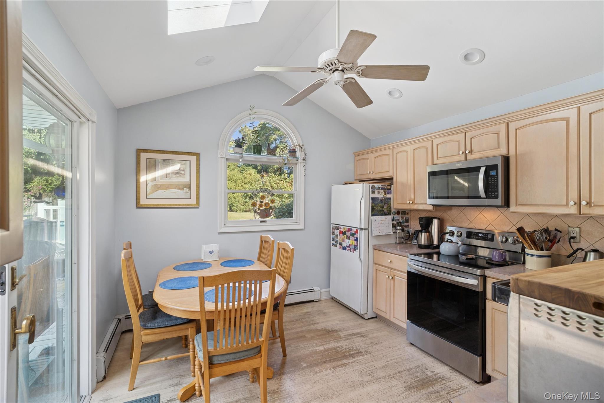 9 Monte Lane, Center Moriches, NY 11934