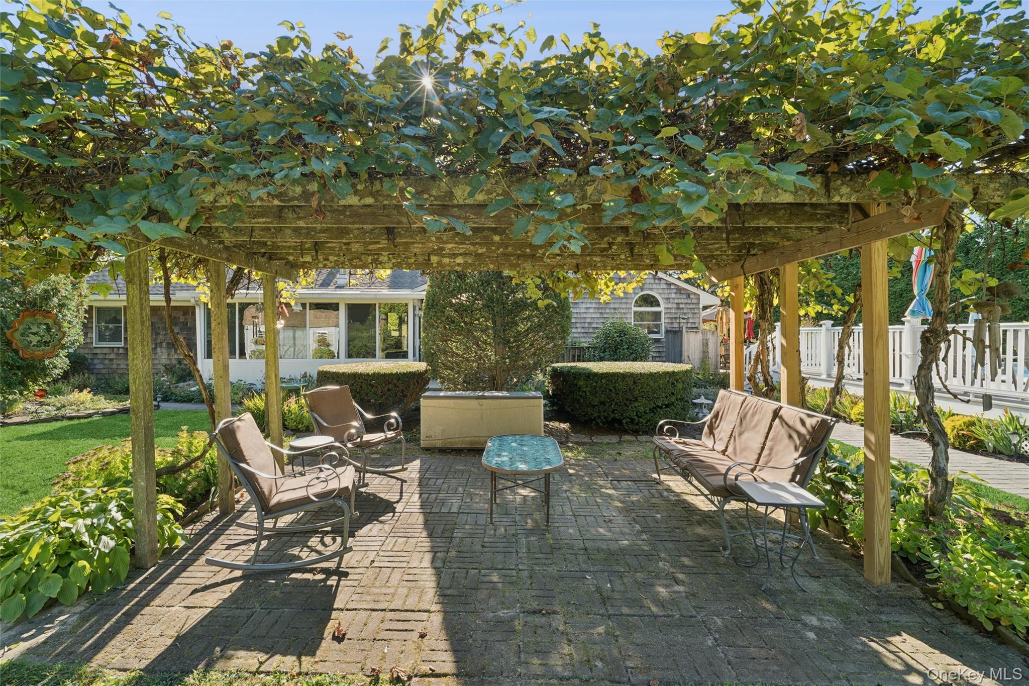 9 Monte Lane, Center Moriches, NY 11934