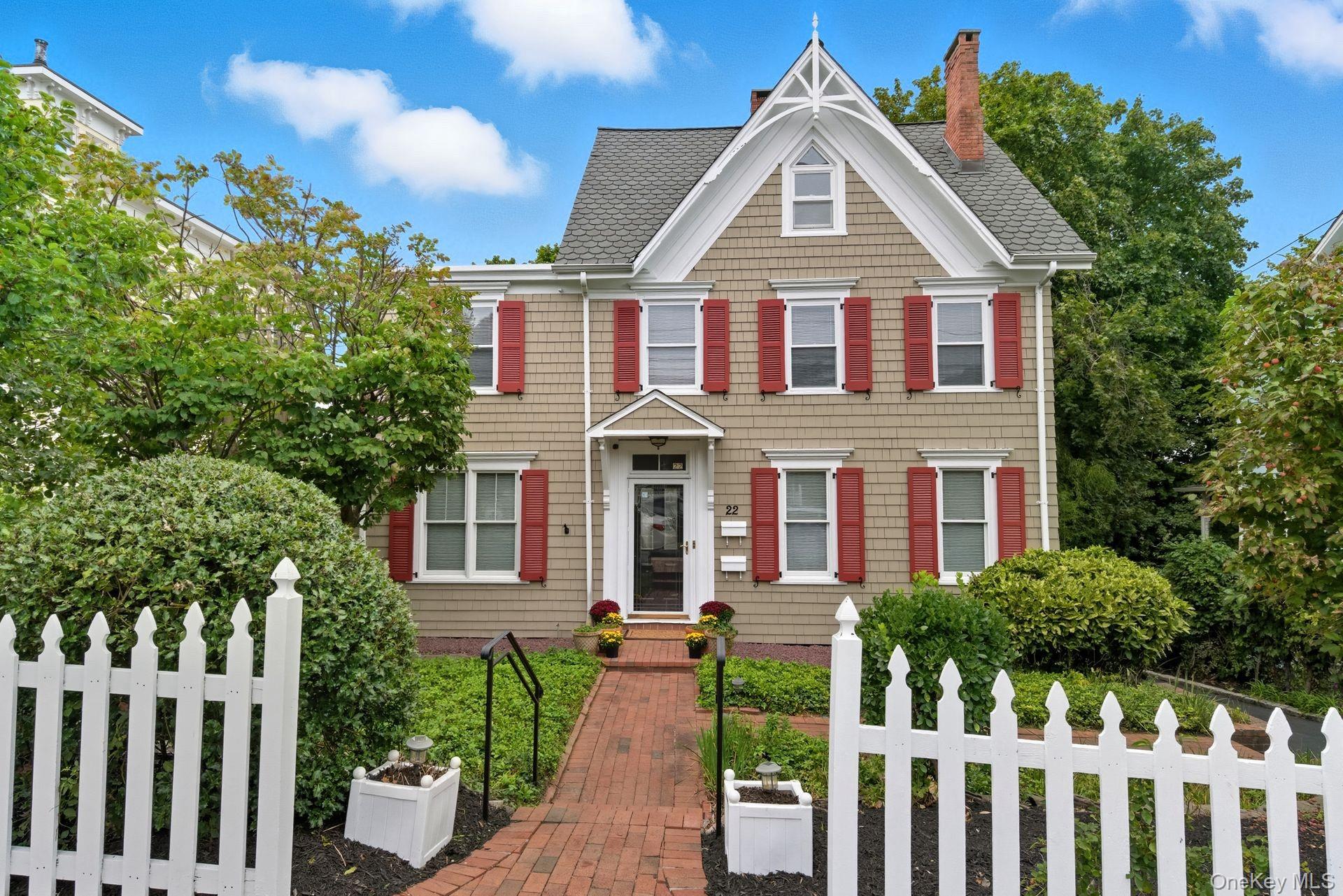 22 School, Oyster Bay, NY 11771