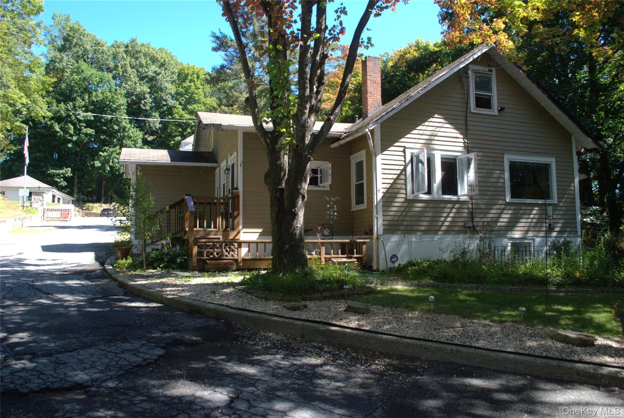 1824 Seabury Place, Peekskill, NY 10566