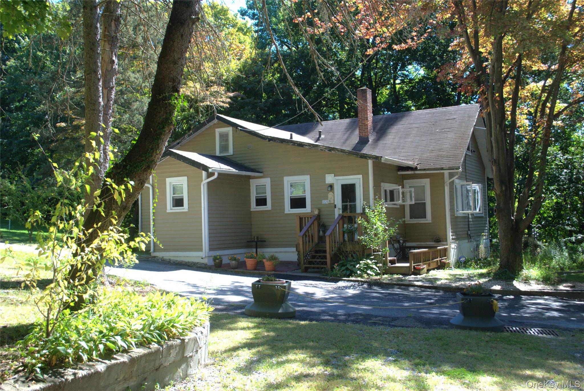 1824 Seabury Place, Peekskill, NY 10566