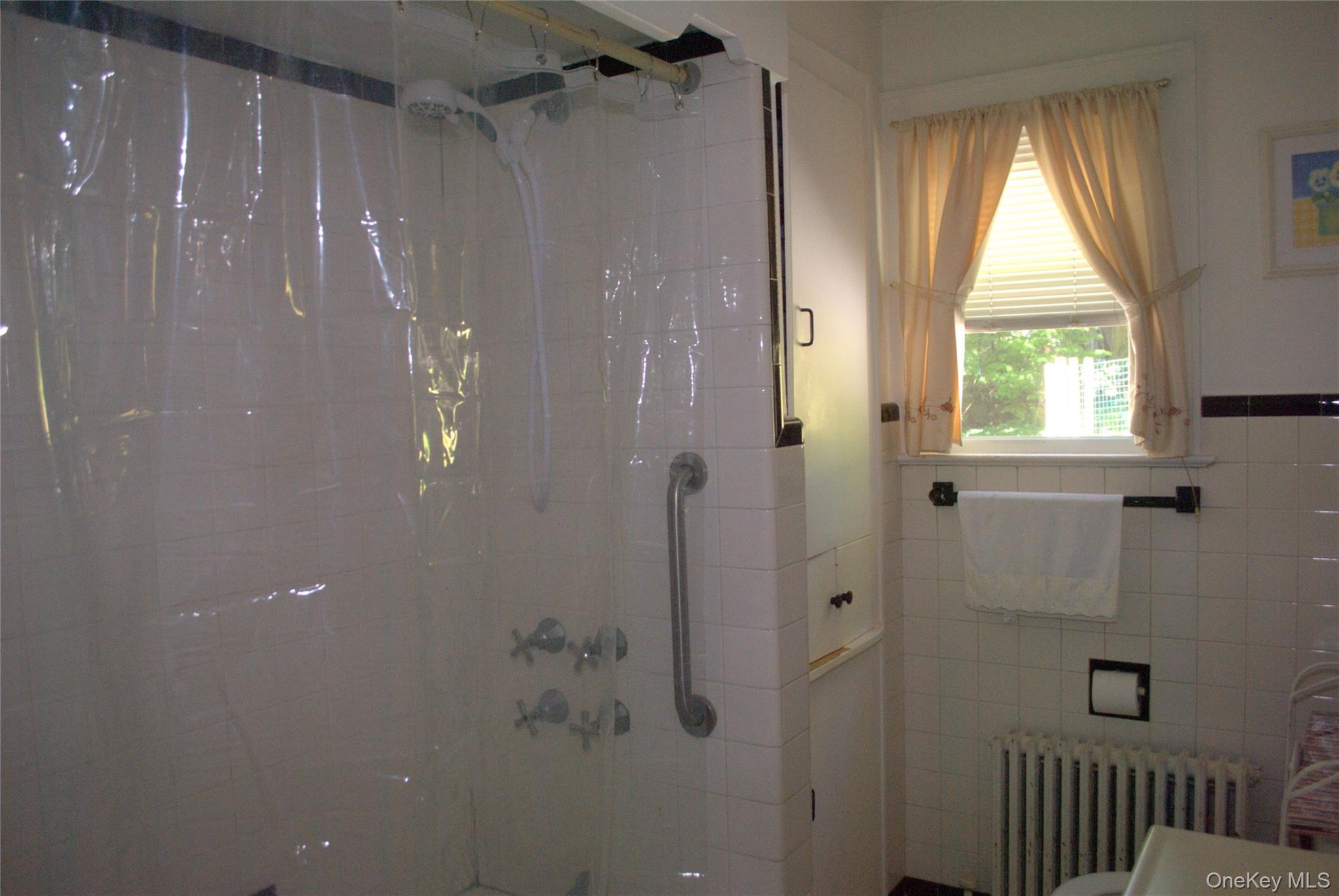 1824 Seabury Place, Peekskill, NY 10566