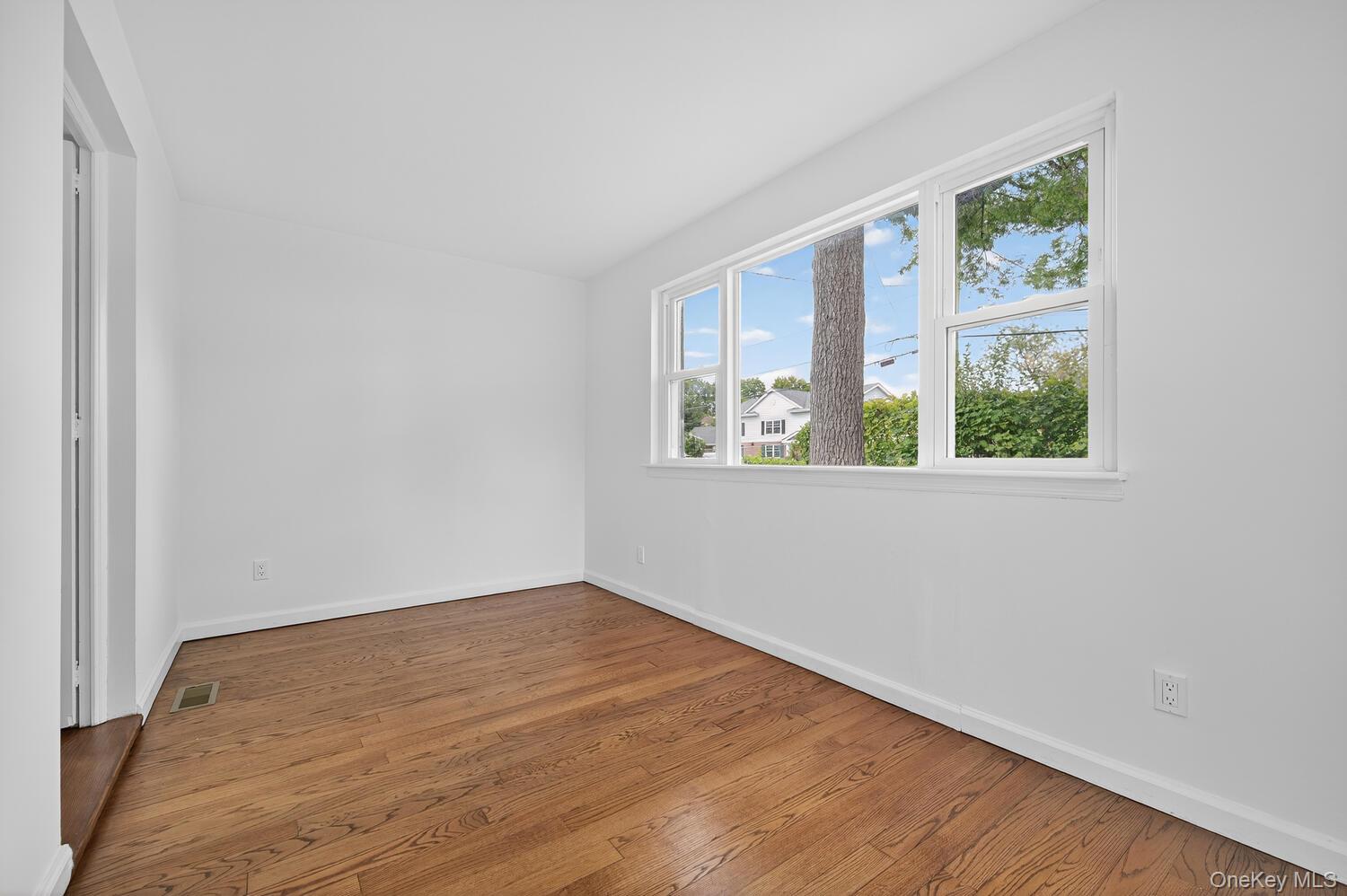 175 North Street, Locust Valley, NY 11560