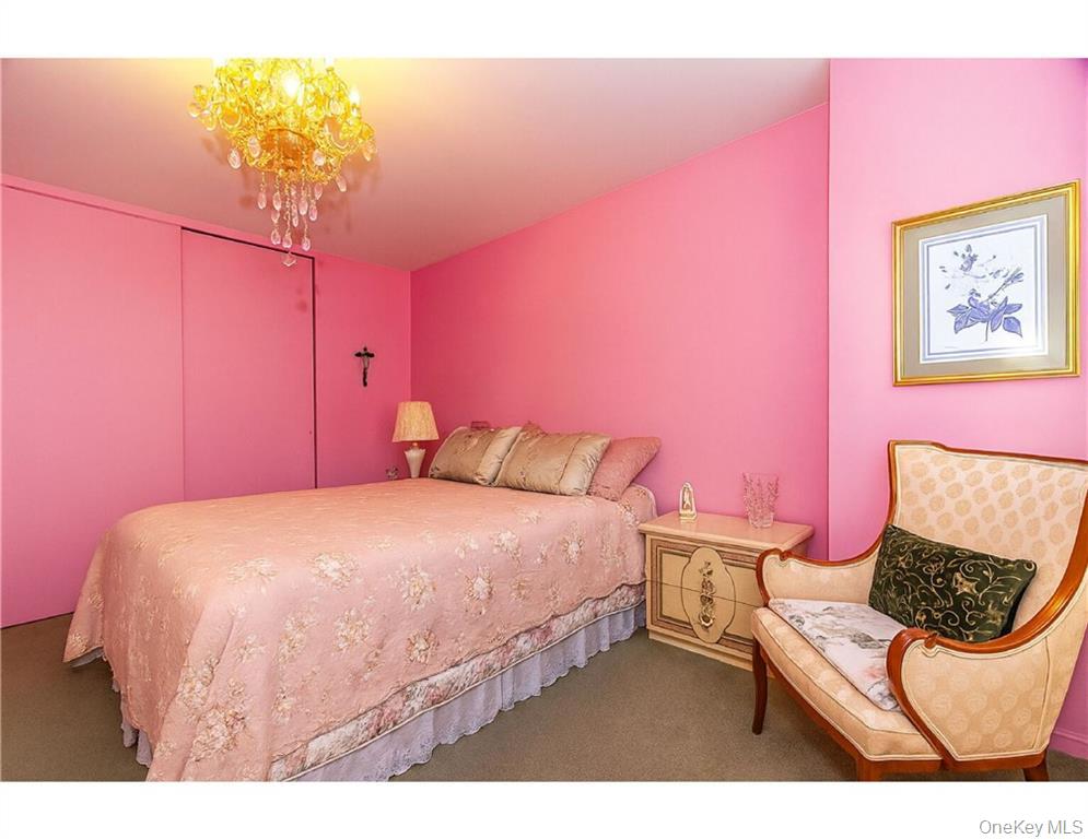 2475 W 16th St # 17G, Brooklyn, NY 11214