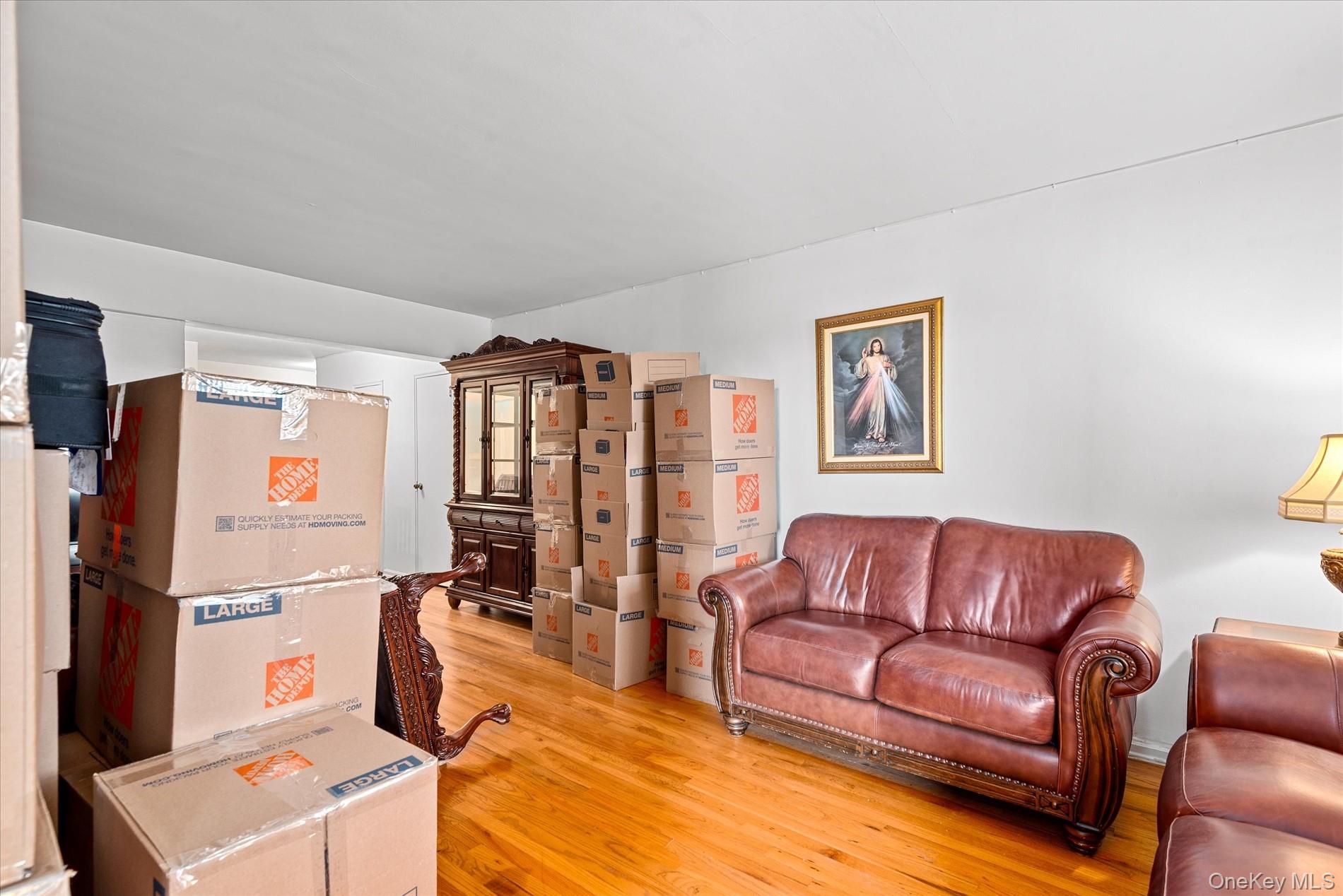 60-11 Broadway # 3C, Woodside, NY 11377