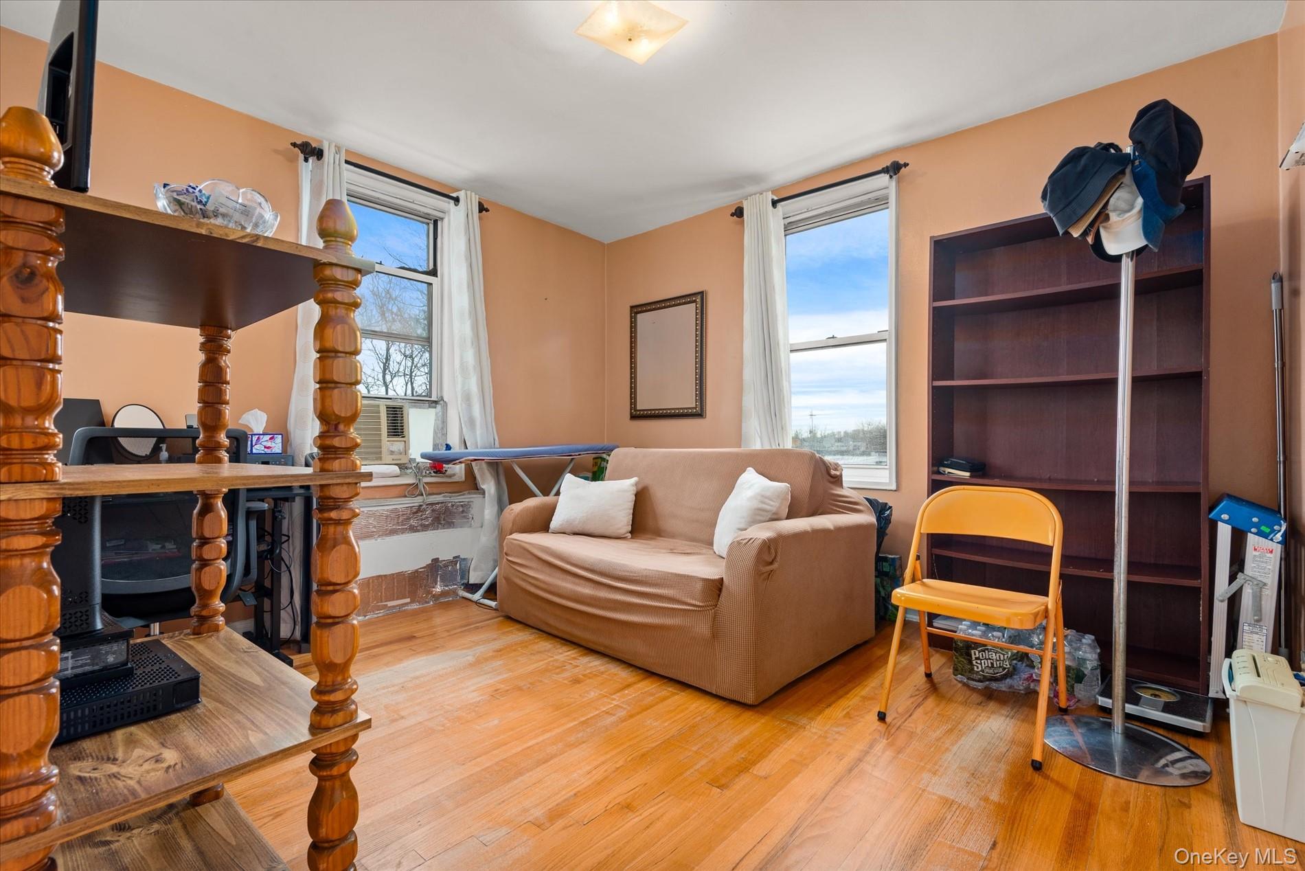 60-11 Broadway # 3C, Woodside, NY 11377