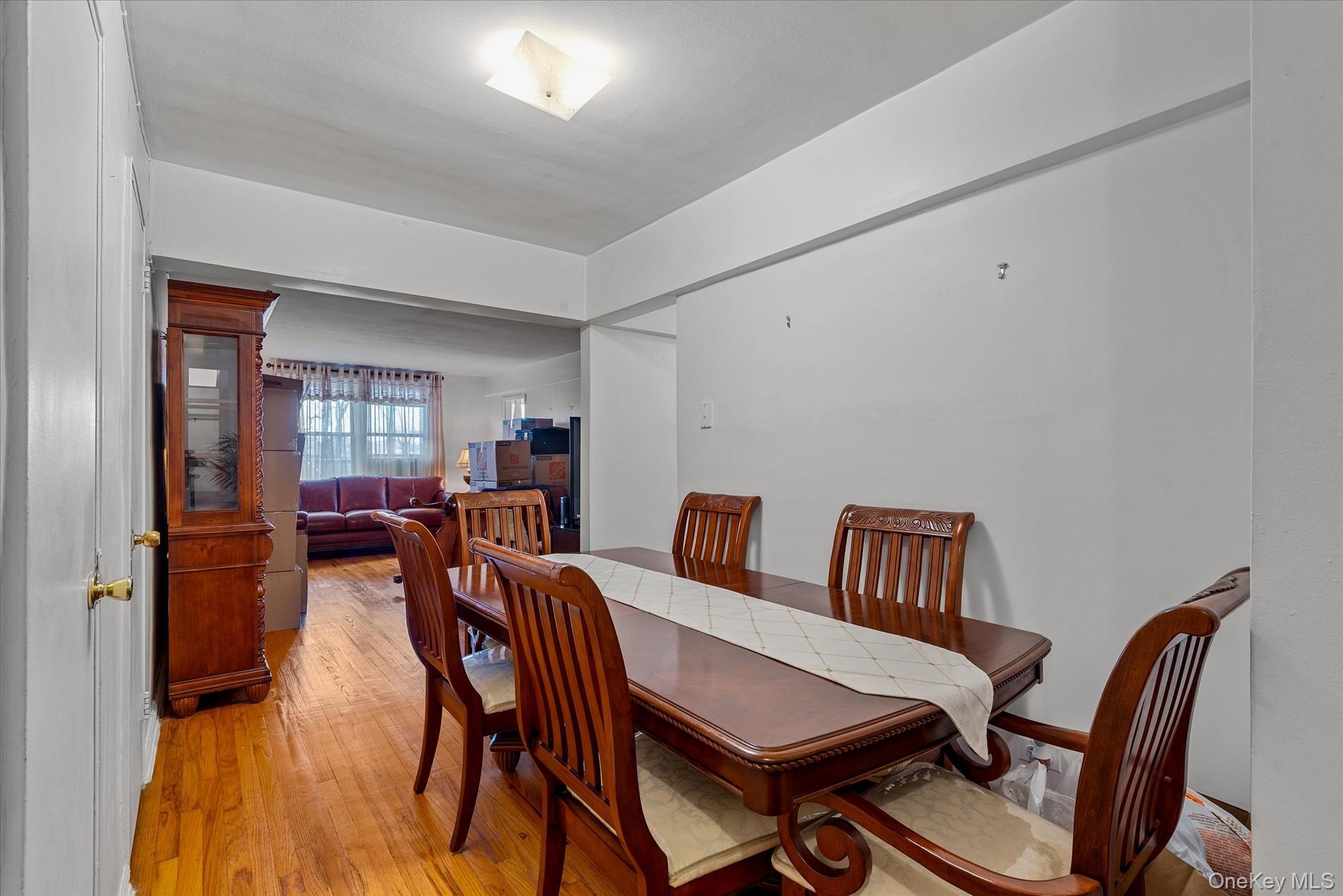 60-11 Broadway # 3C, Woodside, NY 11377