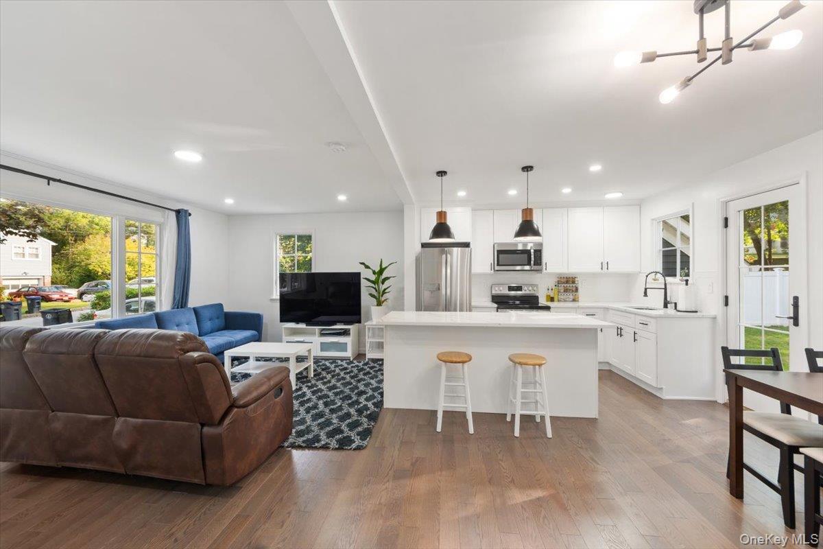 175 Edgepark Road, White Plains, NY 10603