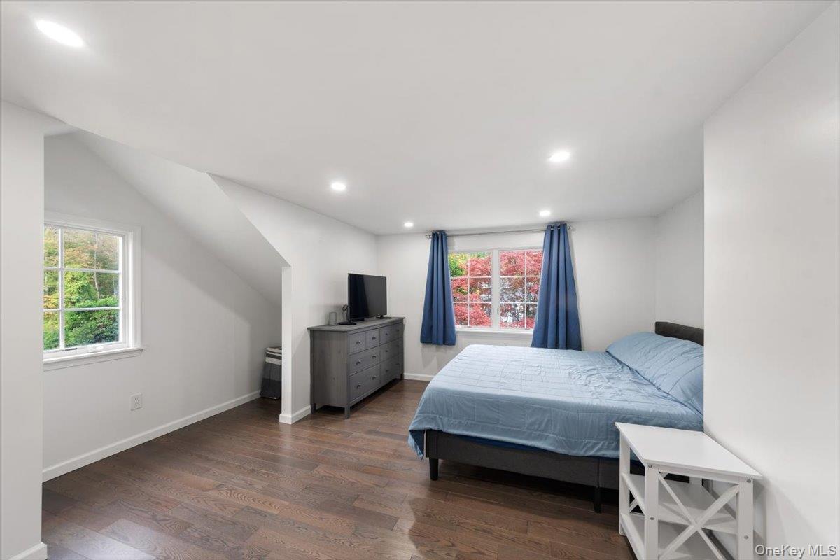 175 Edgepark Road, White Plains, NY 10603